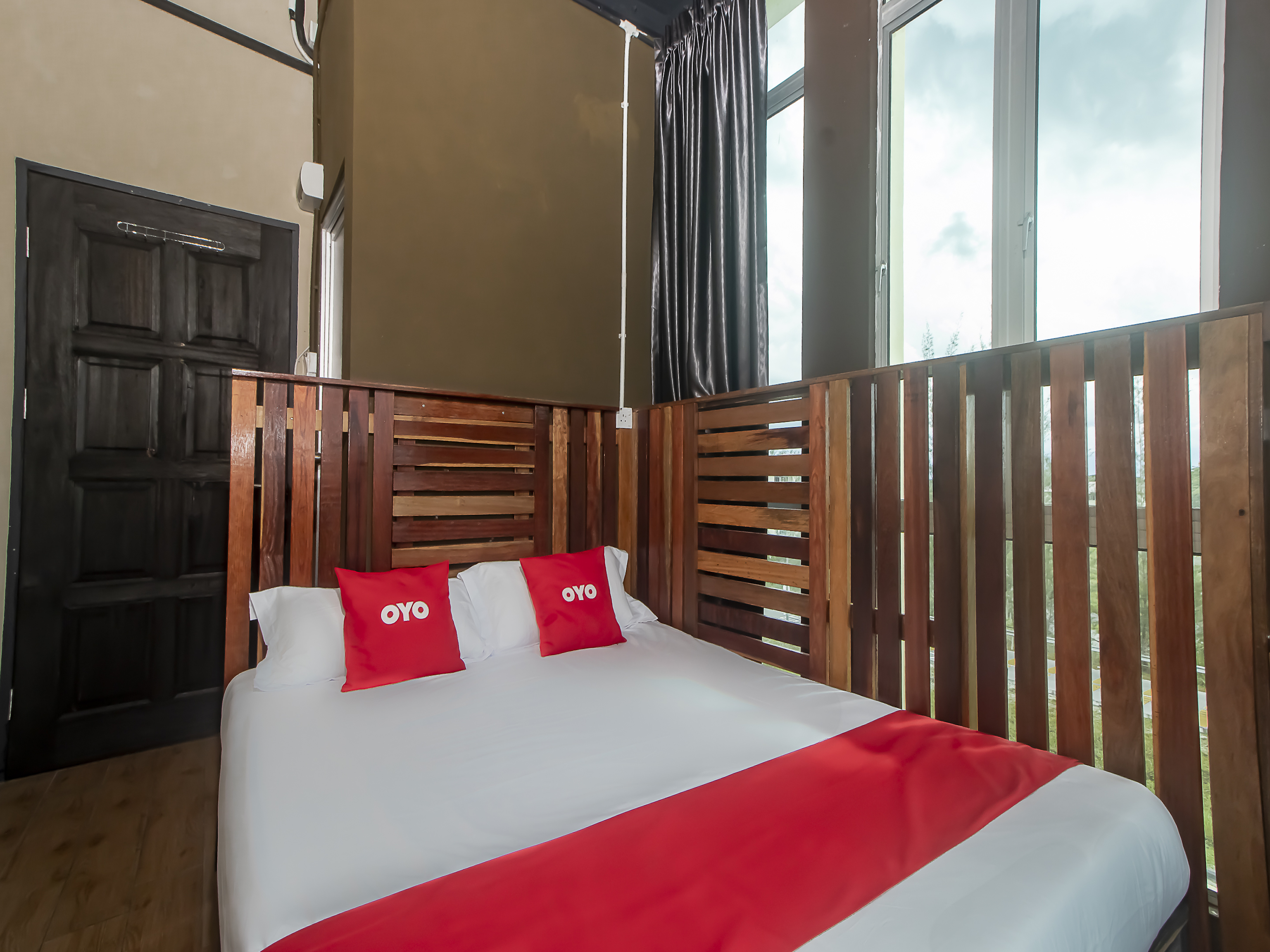 Family Room Superior