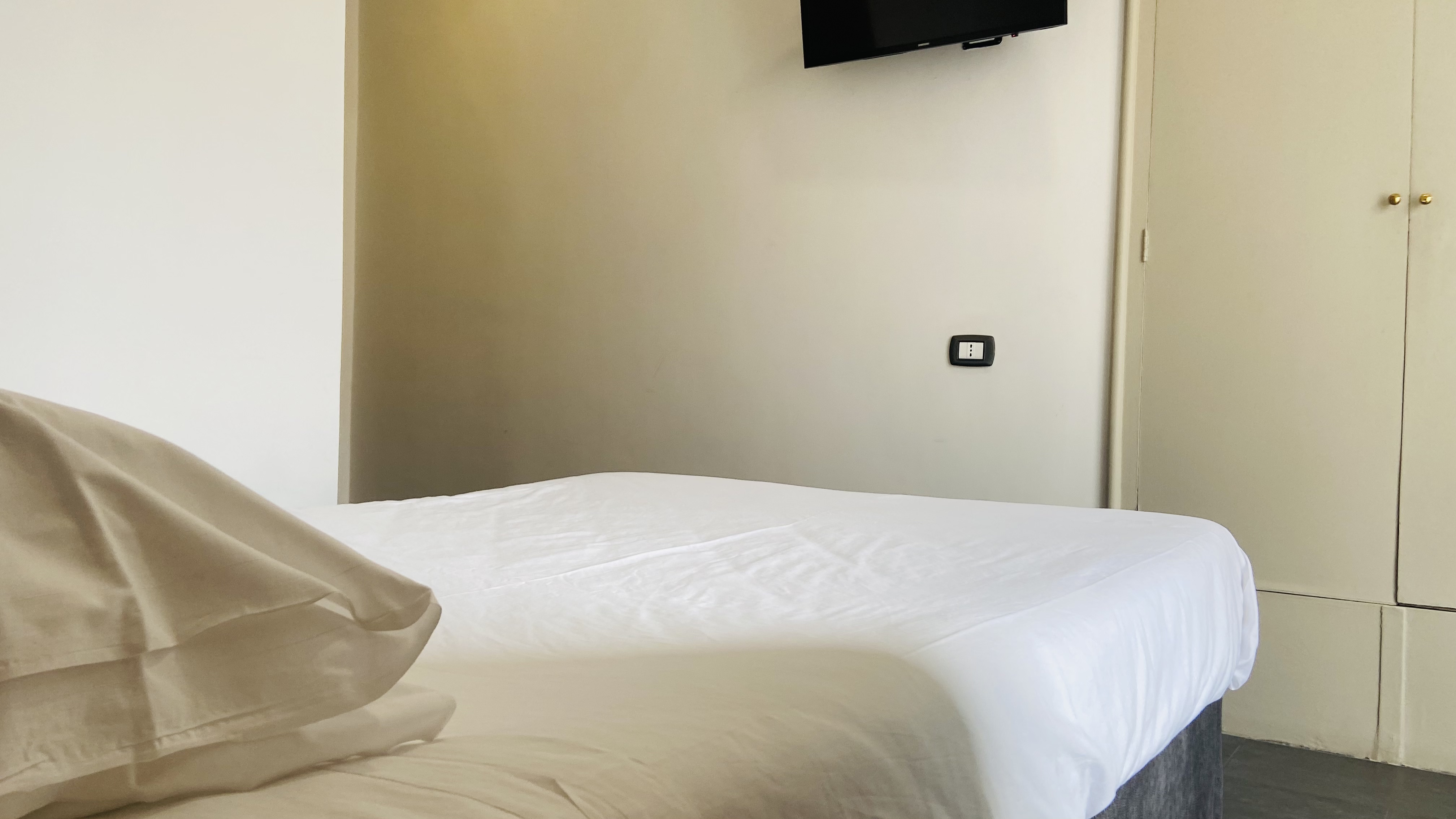 Double Single Superior