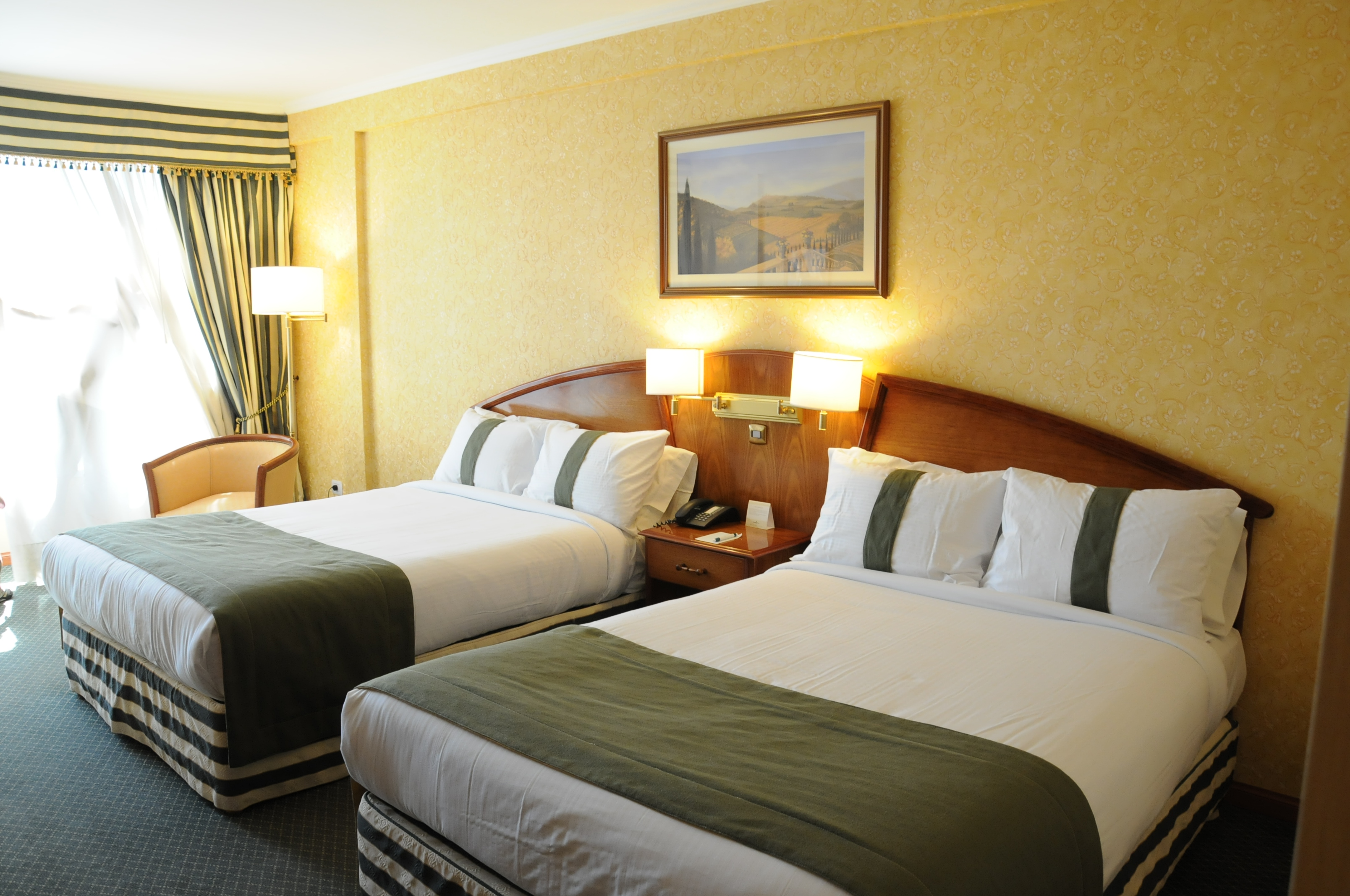 Twin Superior Queen Bed