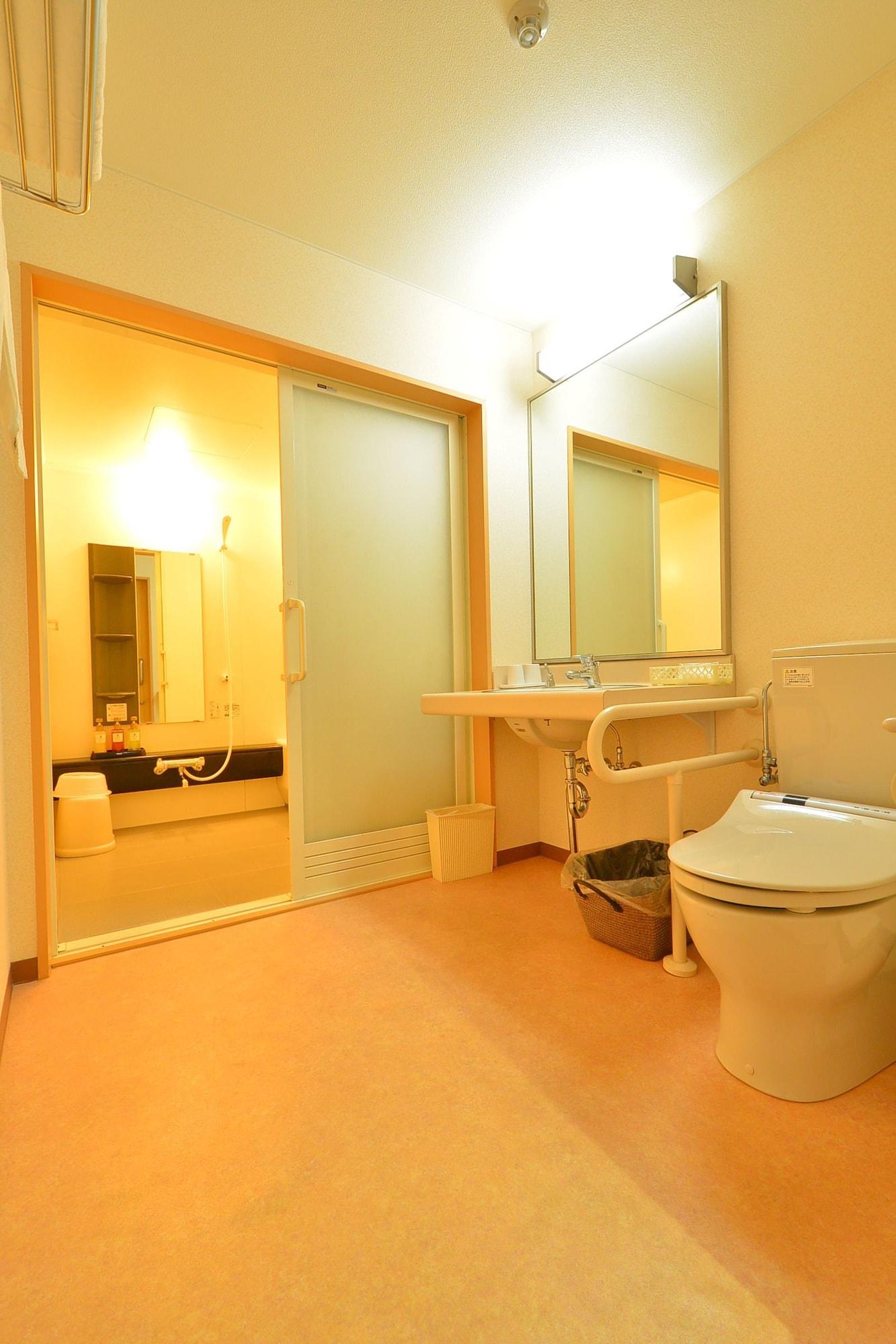 Twin Deluxe Two Beds