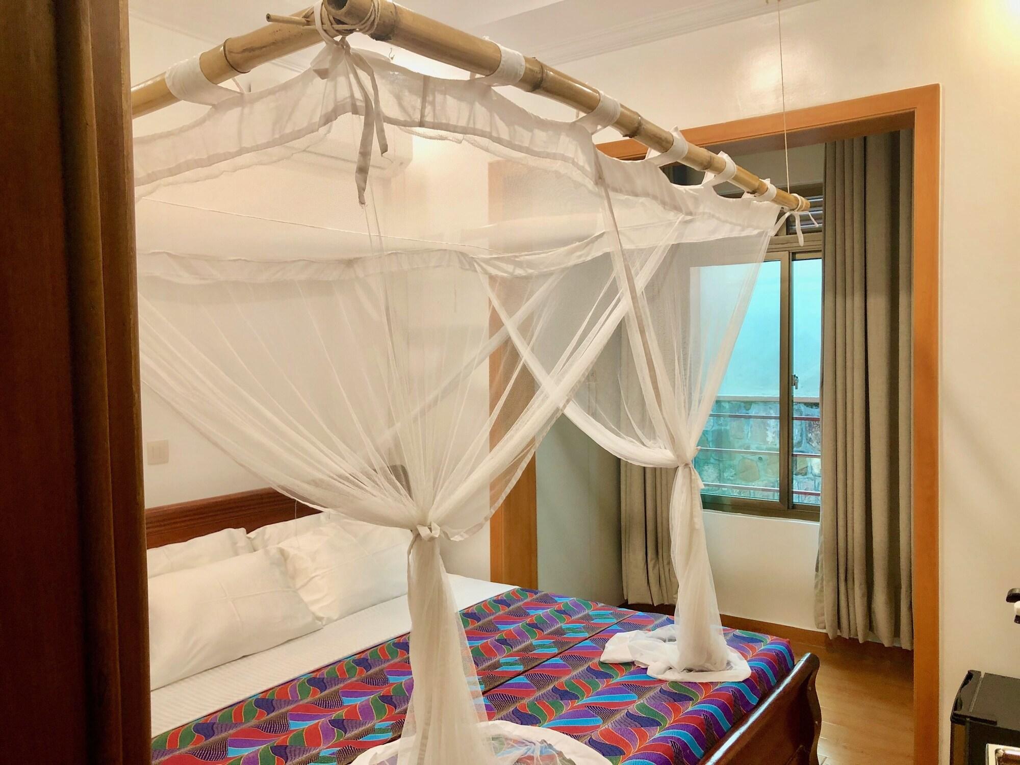 Double Superior King Bed