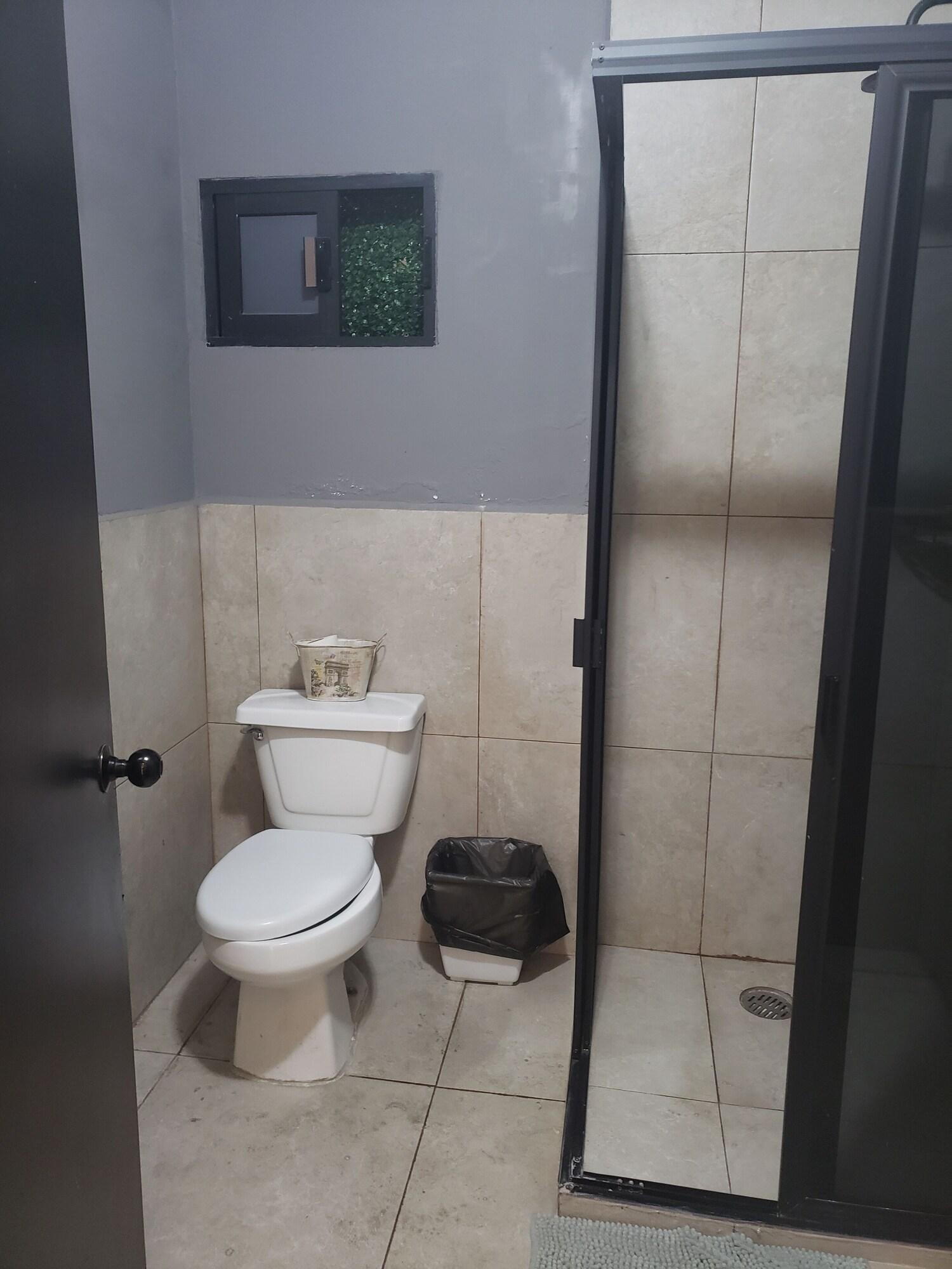 Double Executive Queen Bed