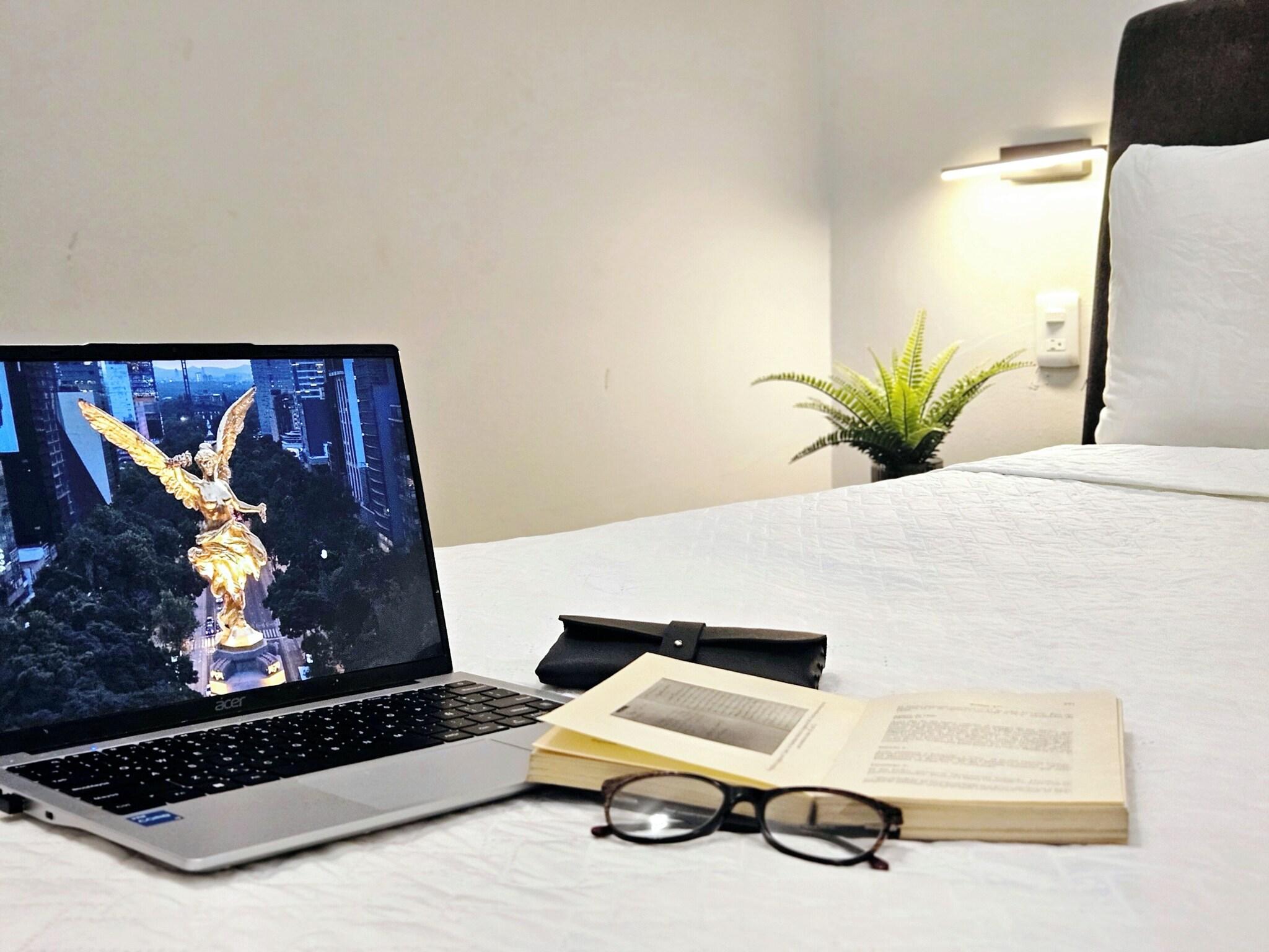 Double Superior Queen Bed