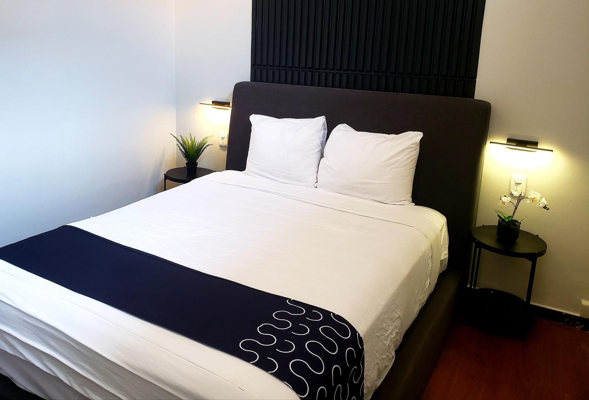 Double Superior Queen Bed