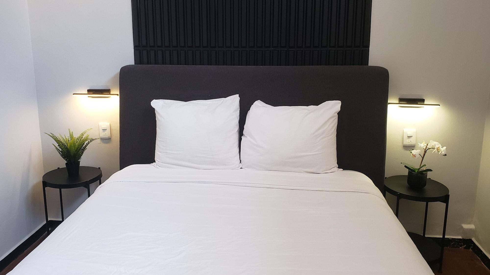 Double Superior Queen Bed