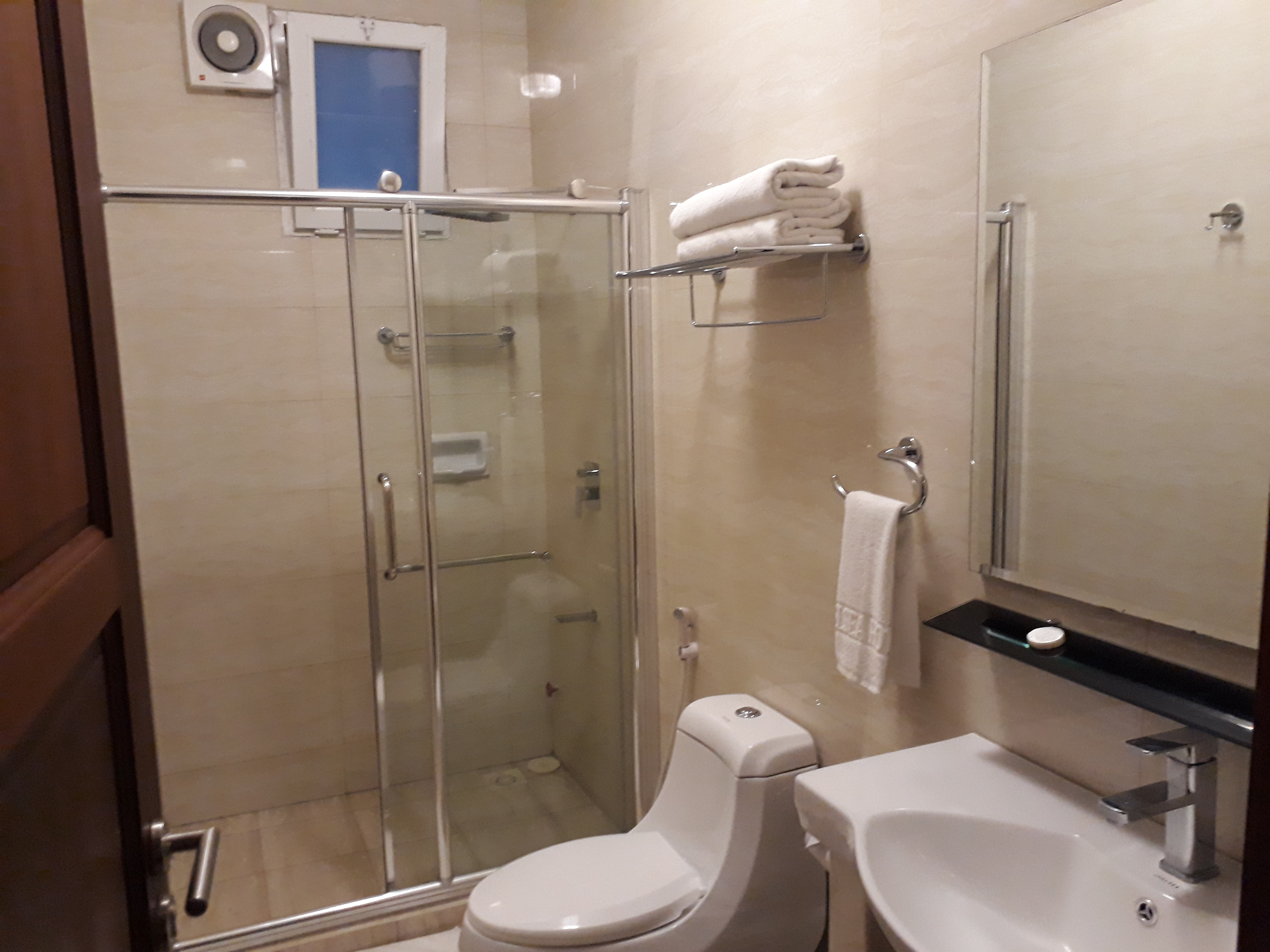 Apartment Two Bedrooms Two Bathrooms