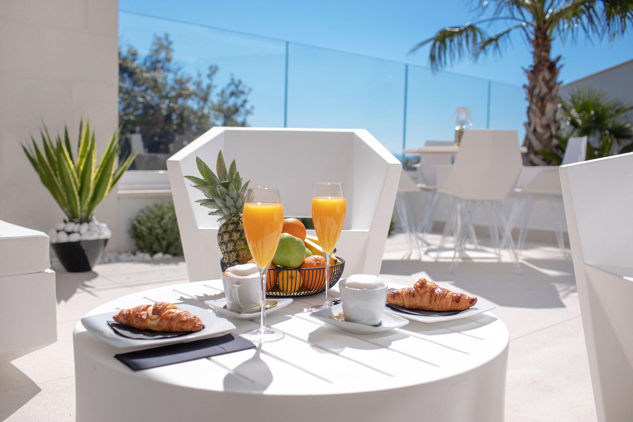 Suite Sea View King Bed