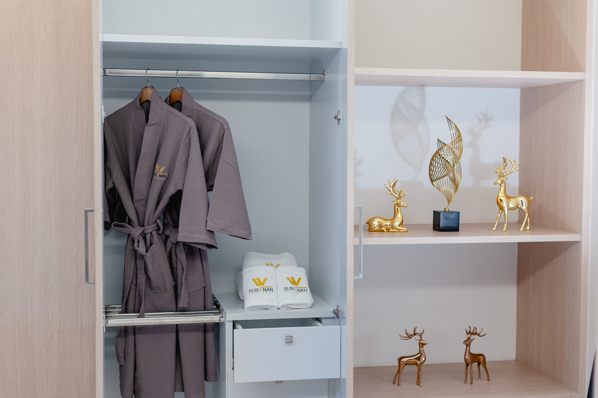 Studio Superior King Bed