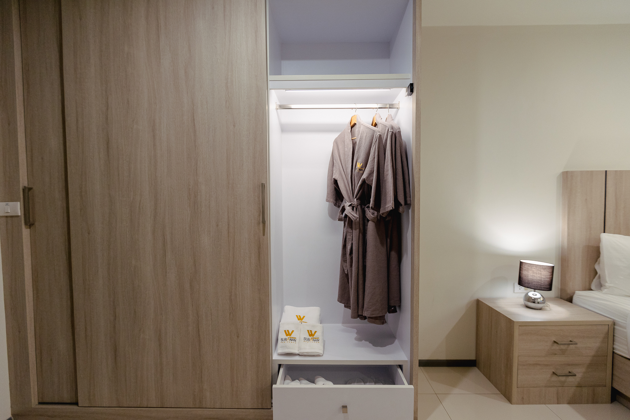 Triple King Size Bed