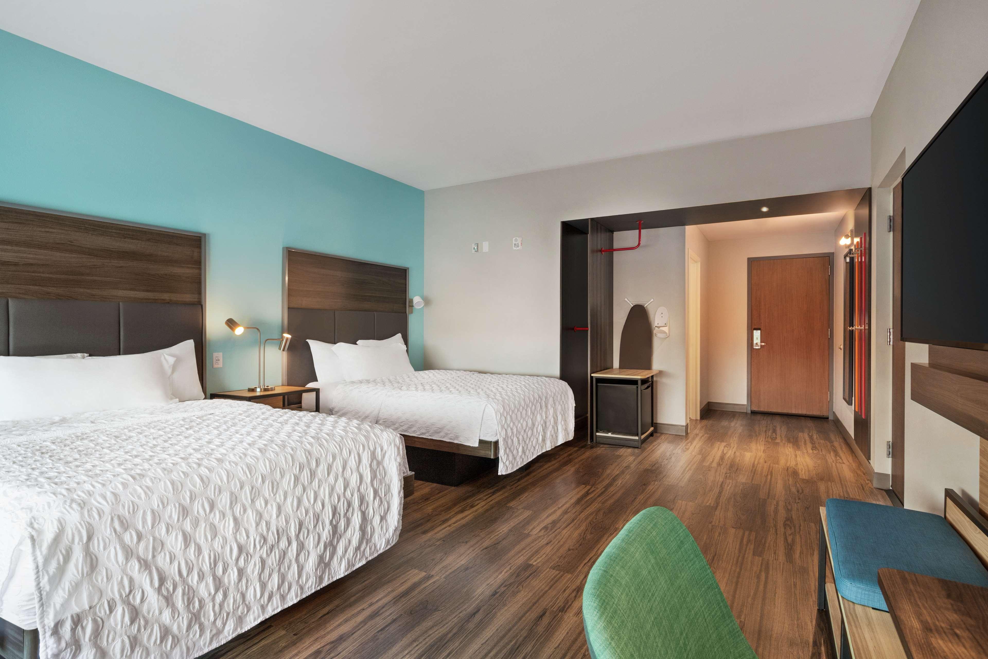 Double Two Queen Beds