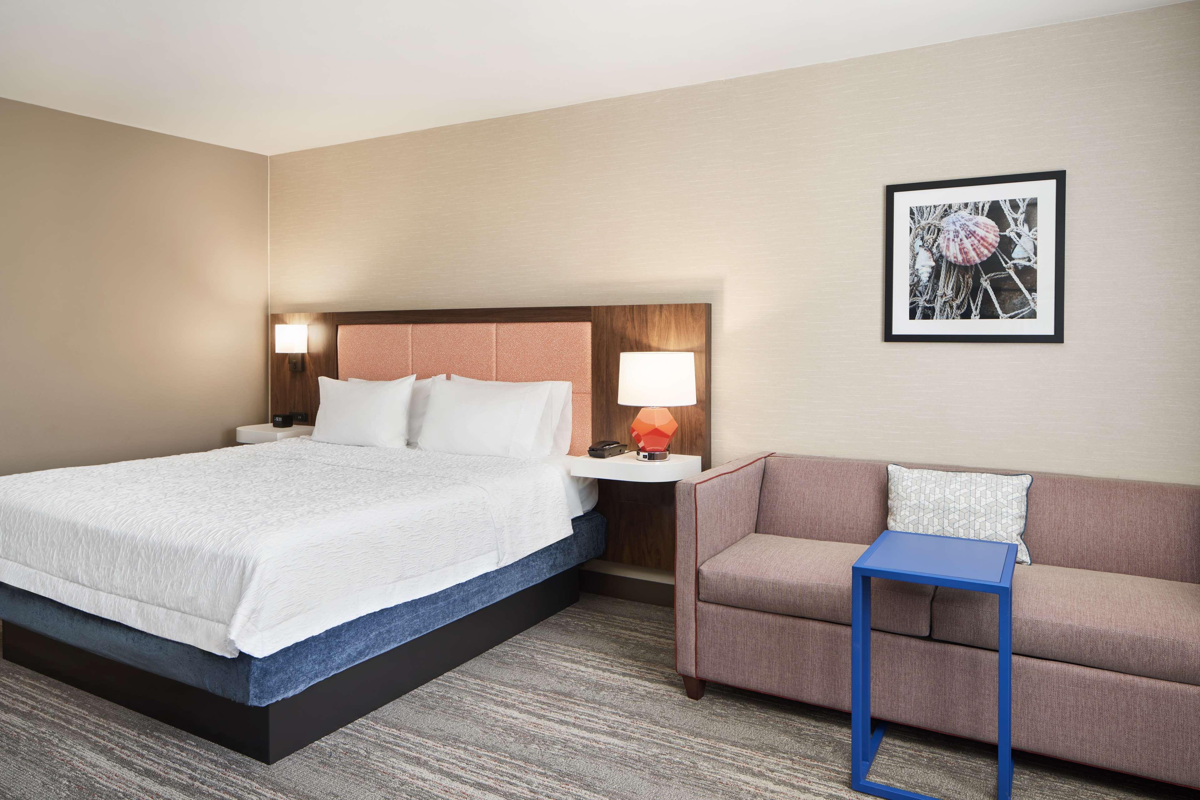 Studio King Size Bed