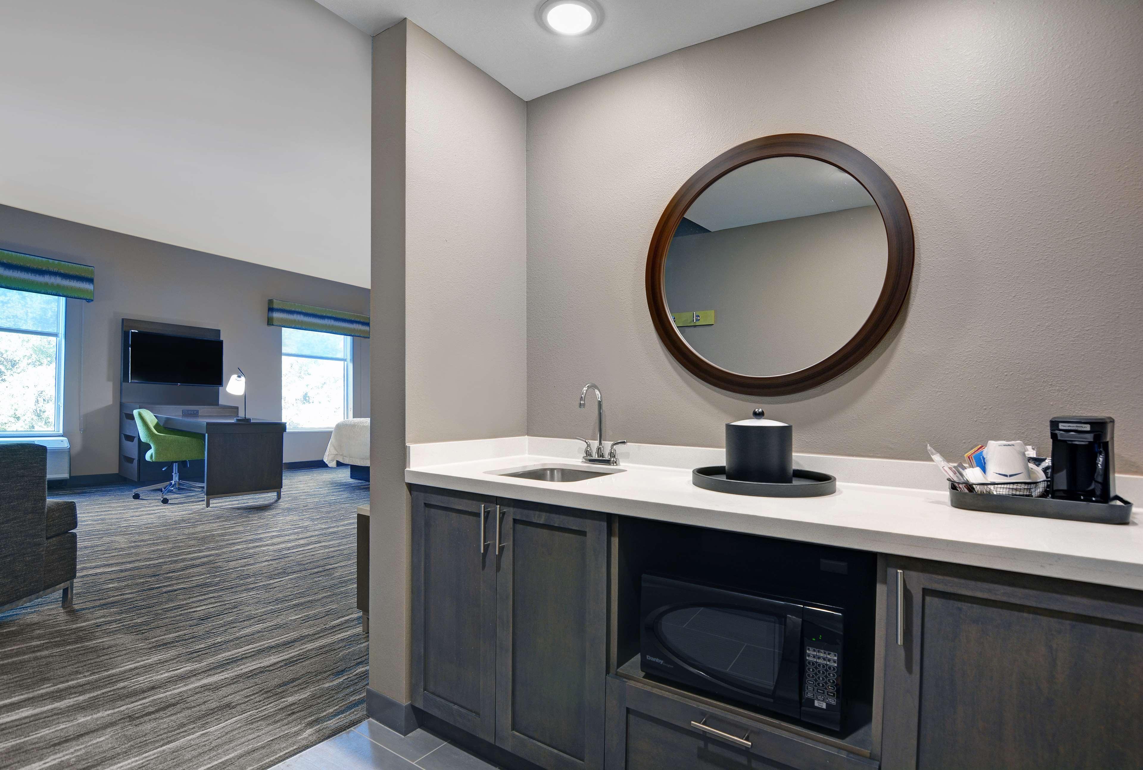 Double King Bed Non Smoking