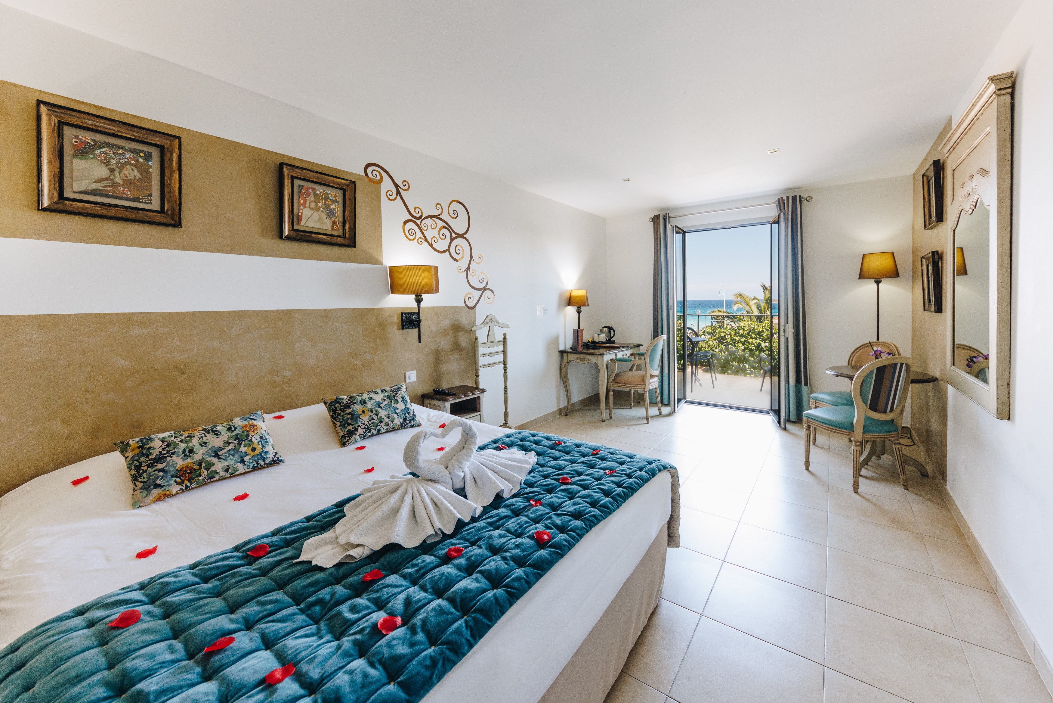 Double Superior Sea View