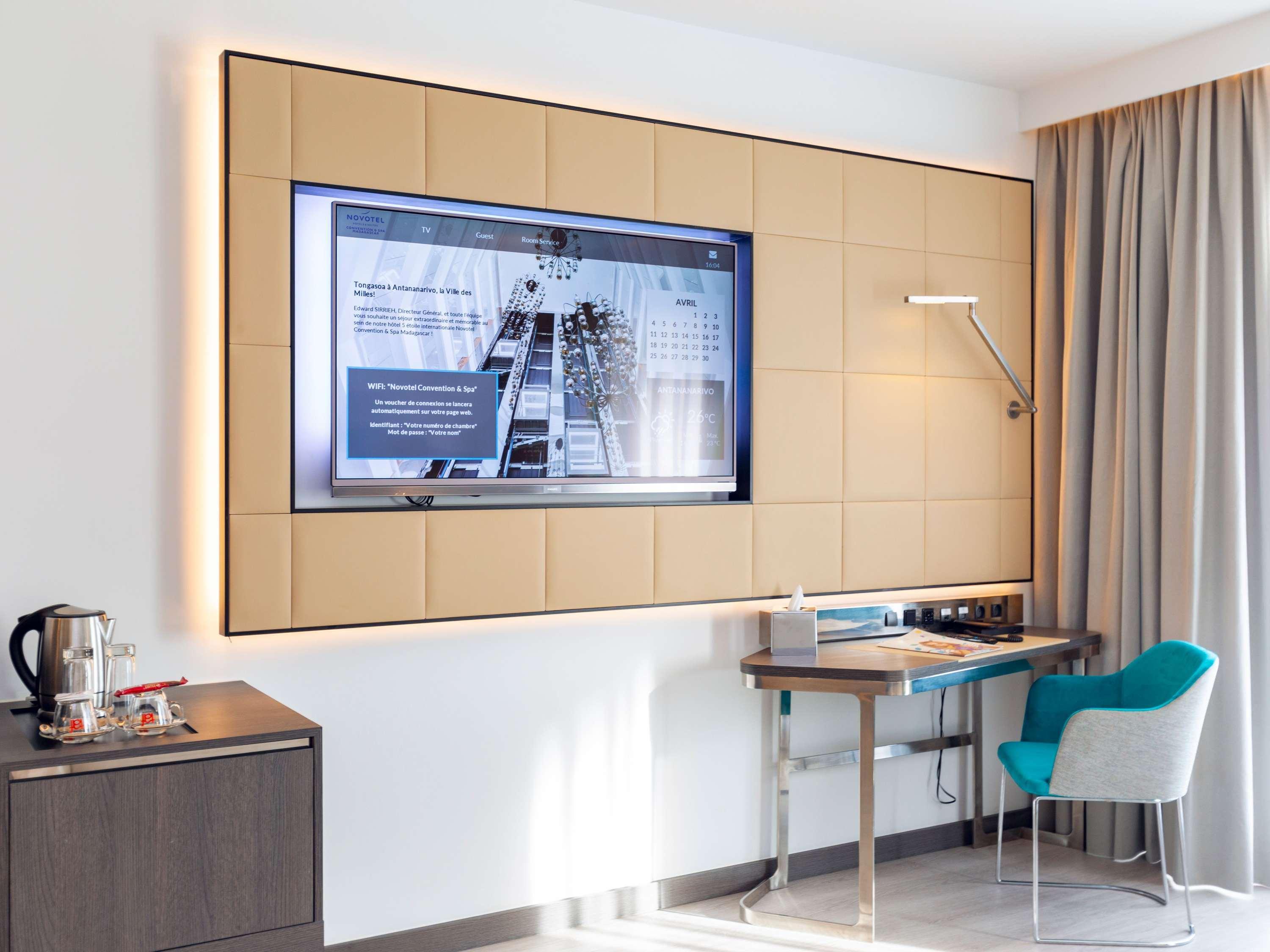 Double Superior King Bed