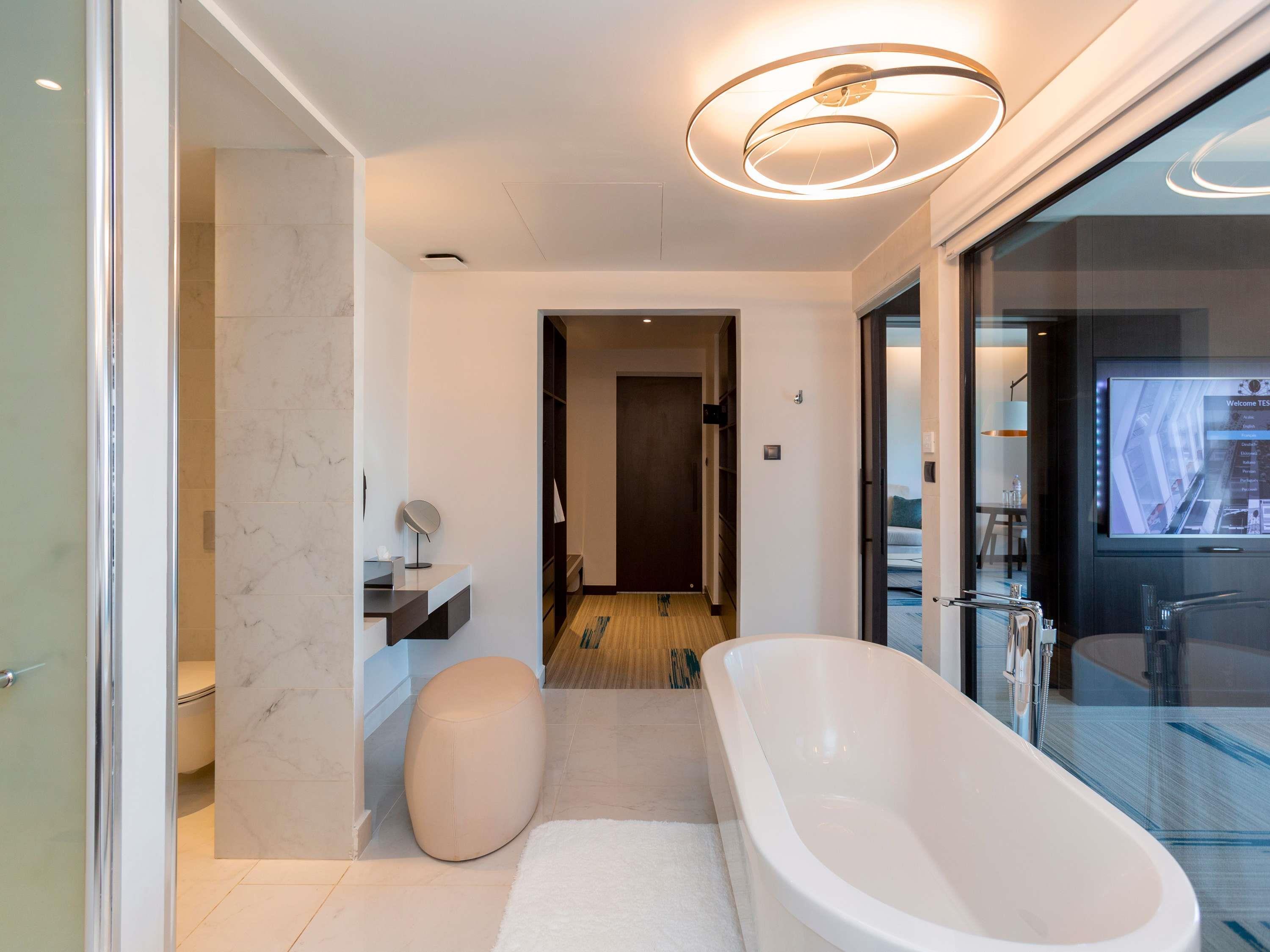 Junior Suite King Size Bed