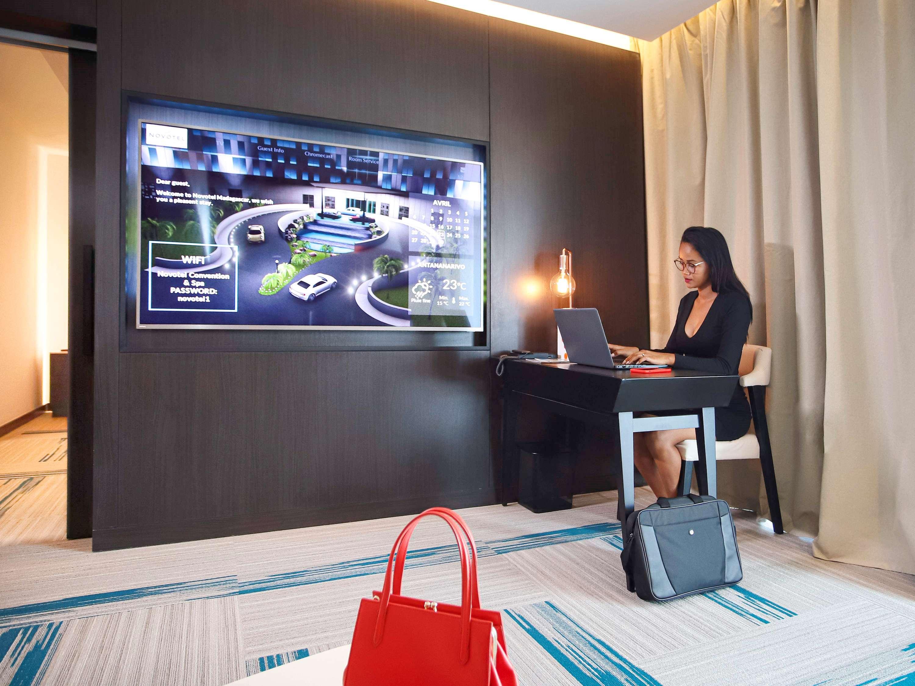 Junior Suite King Size Bed