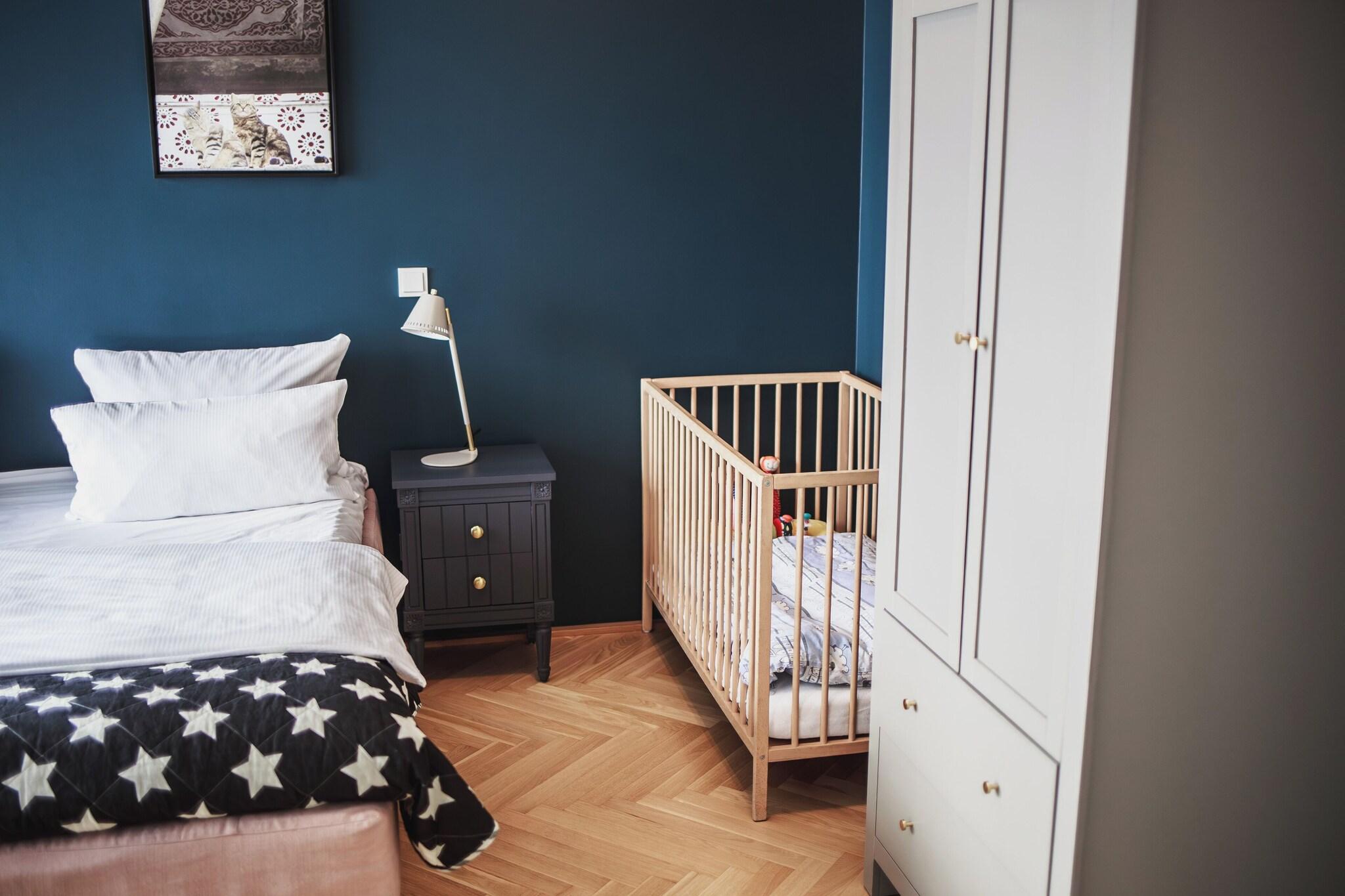 Apartment King Size Bed