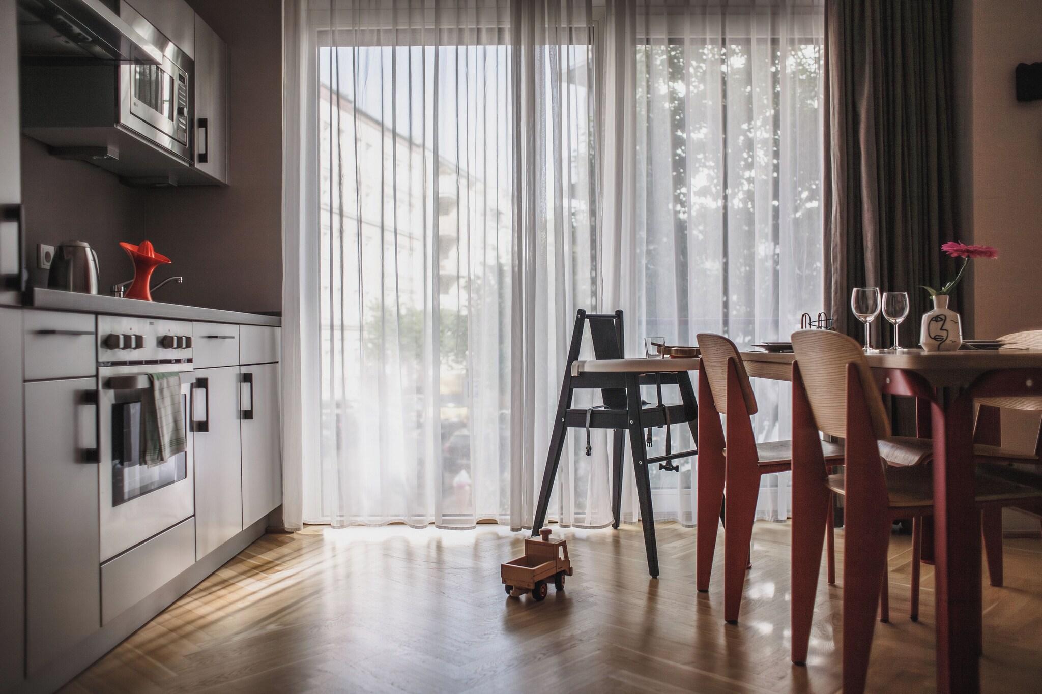 Apartment King Size Bed