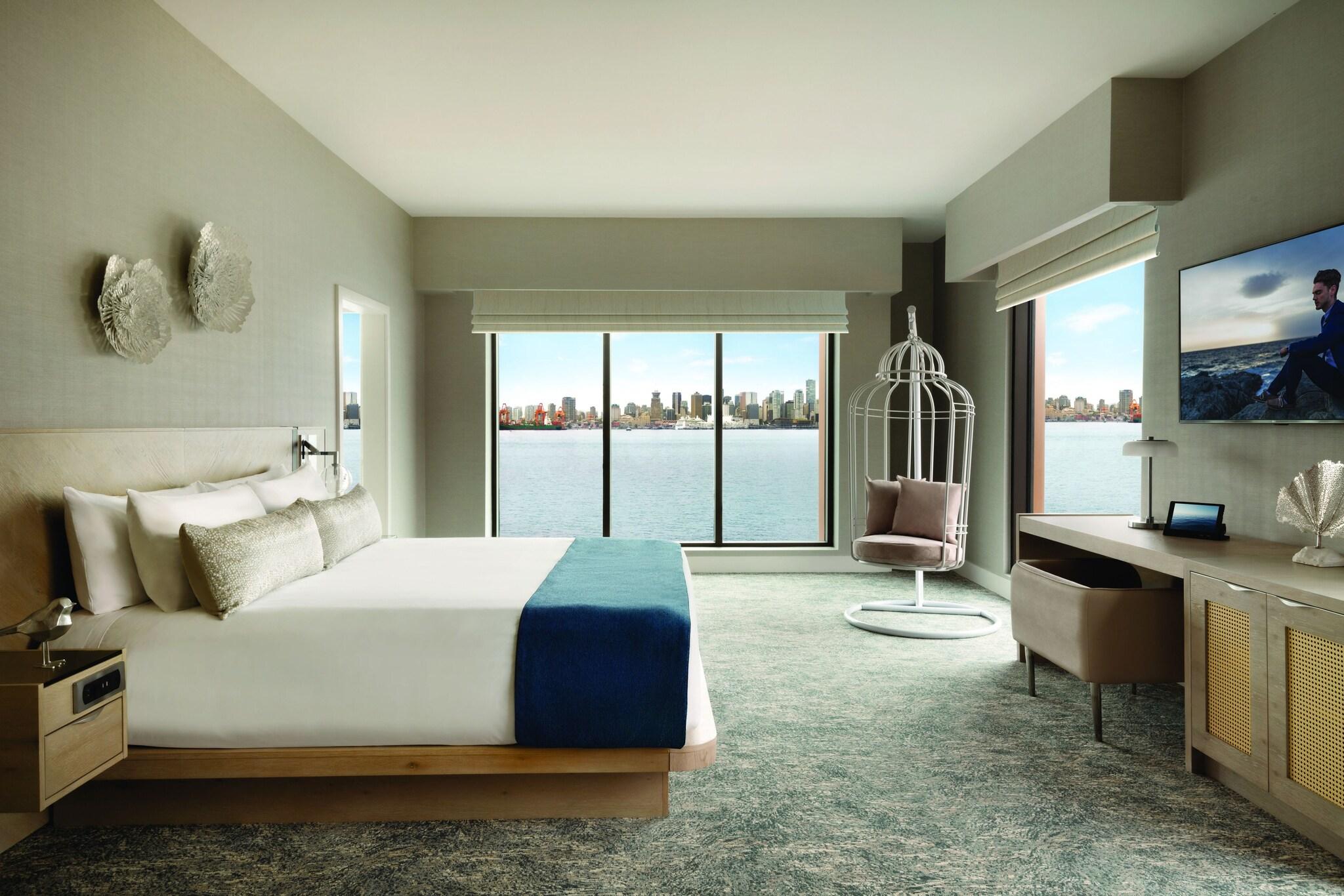 Suite Ocean View King Bed