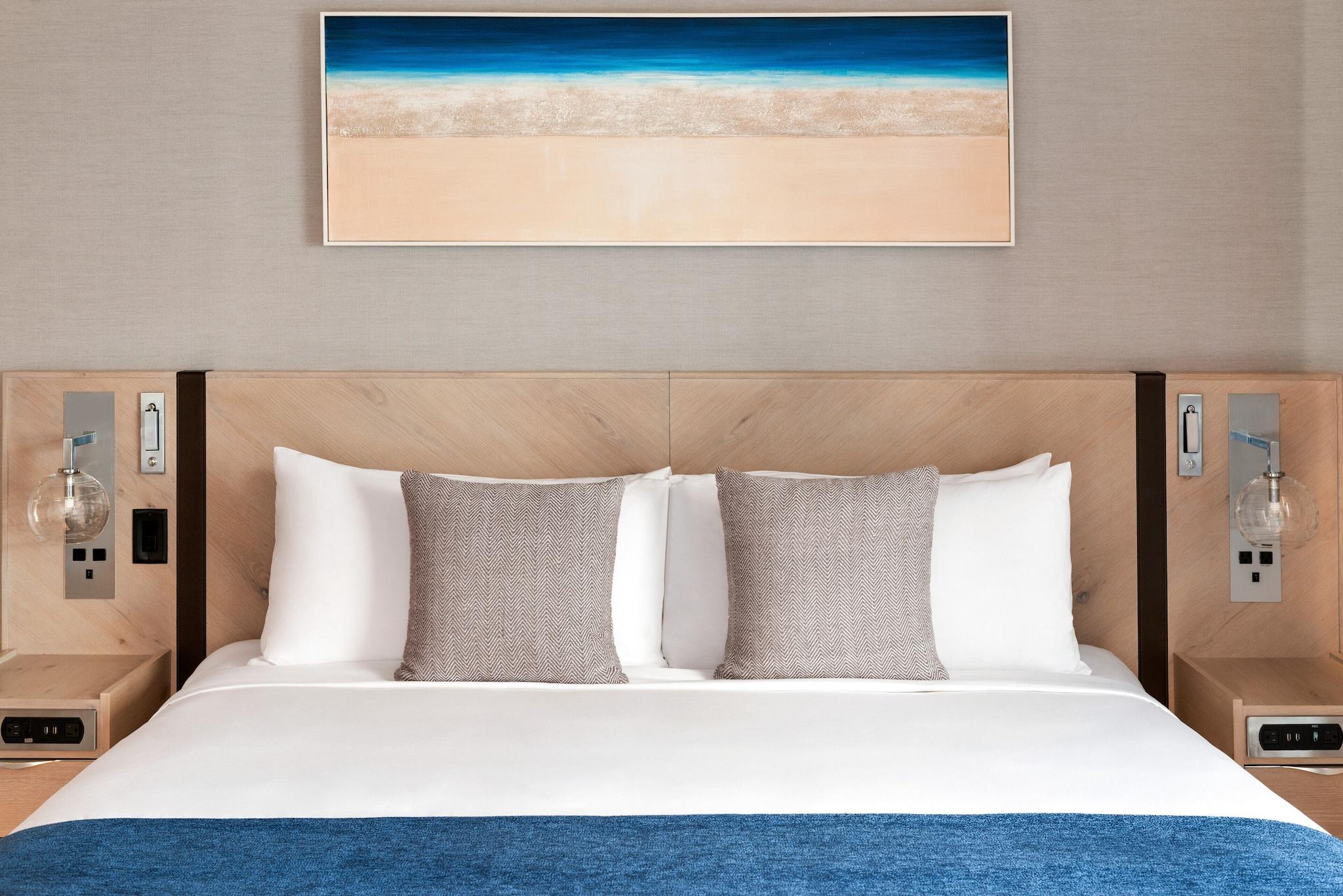 Double Superior King Bed