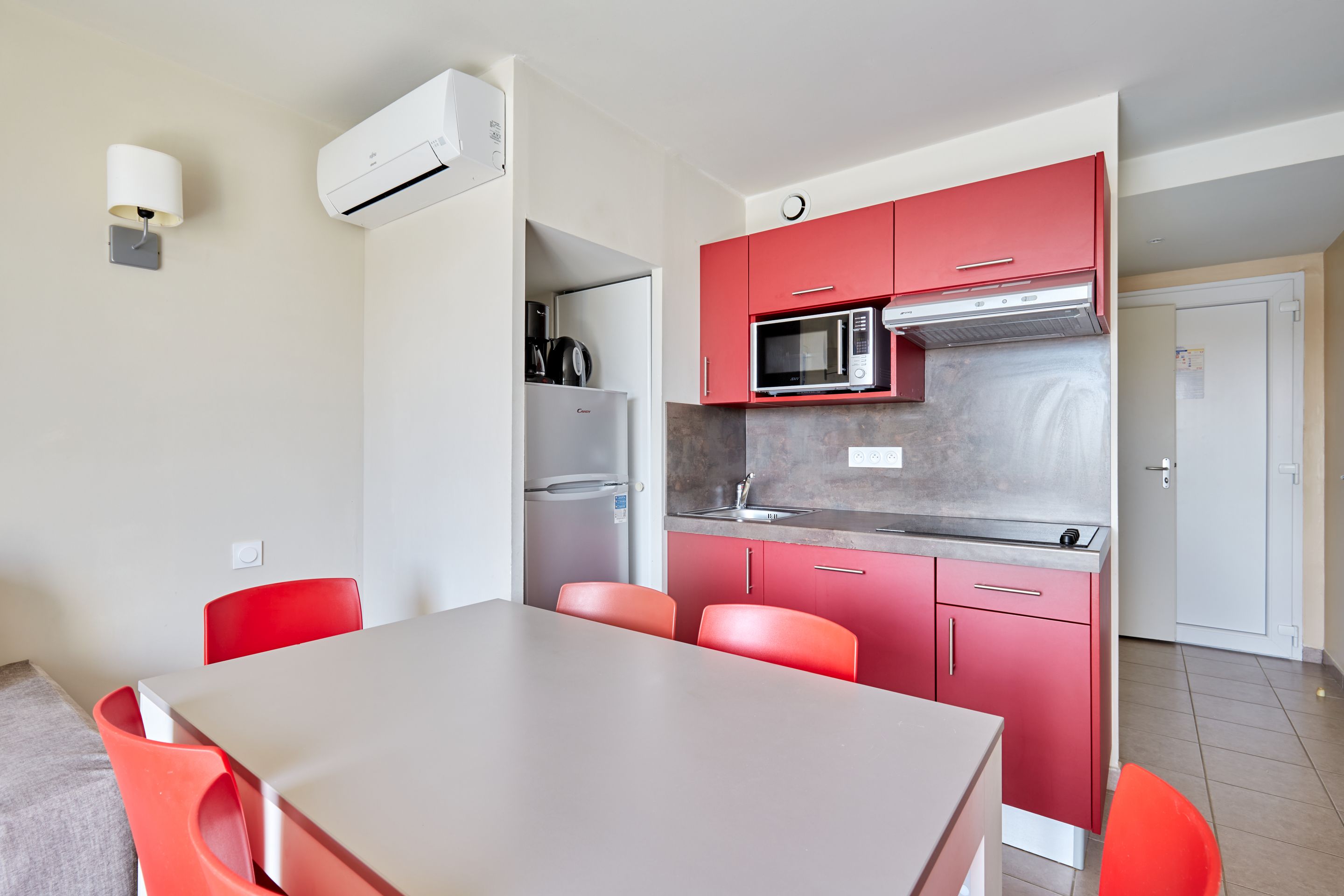 Apartment Capacity 6 Two Bedrooms