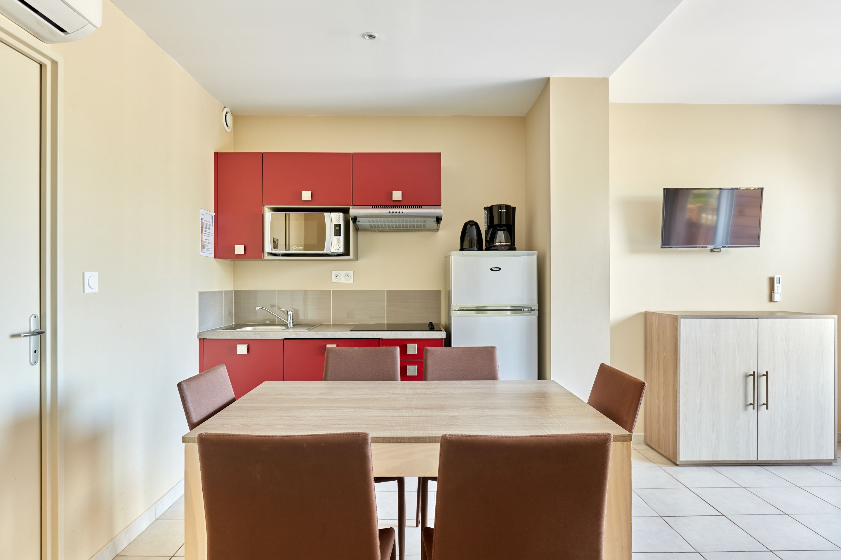 Apartment Capacity 6 One Bedroom