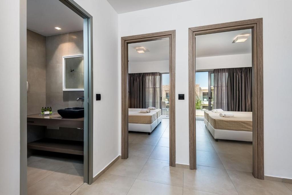 Family Room Pool View