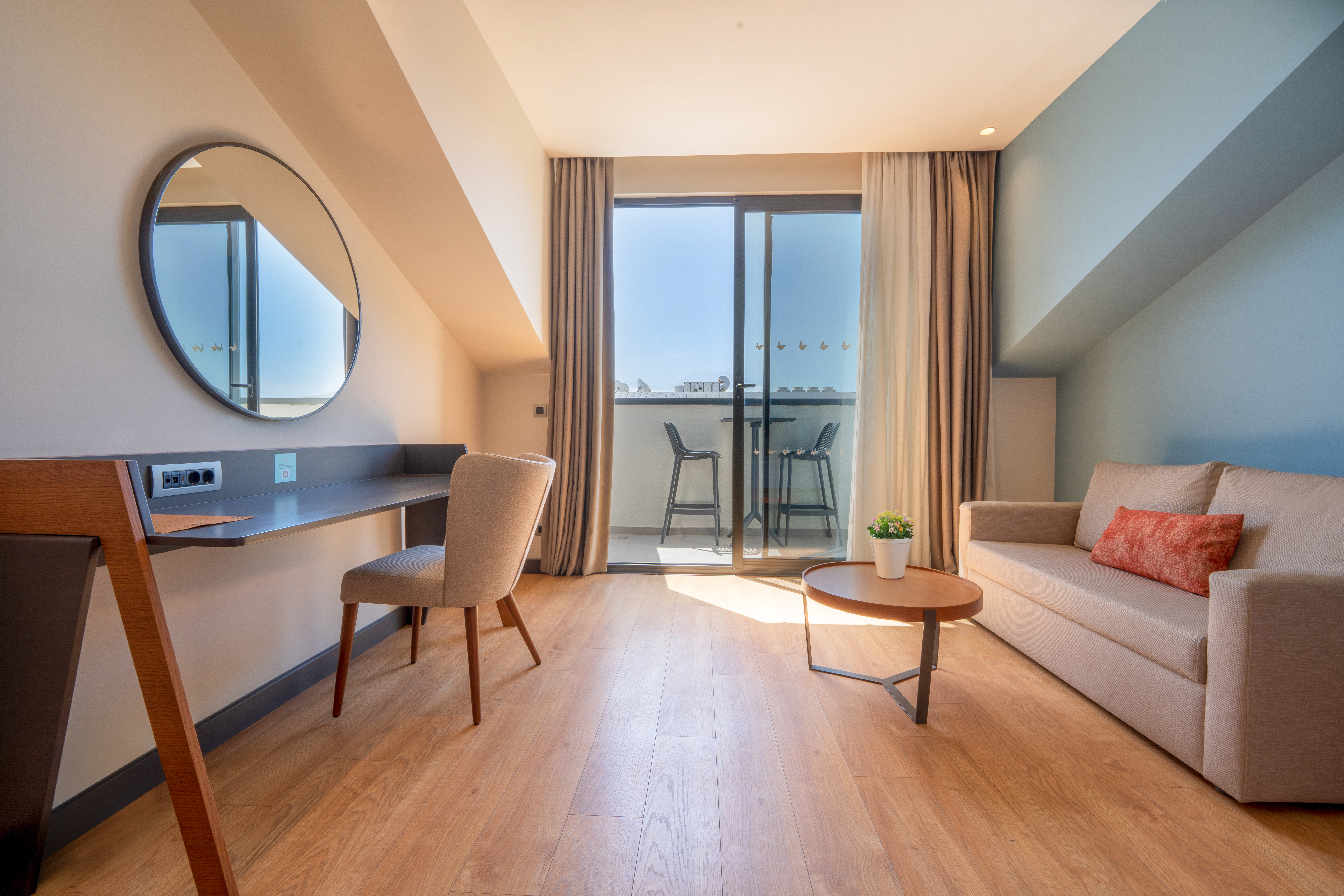 Double Deluxe Land View