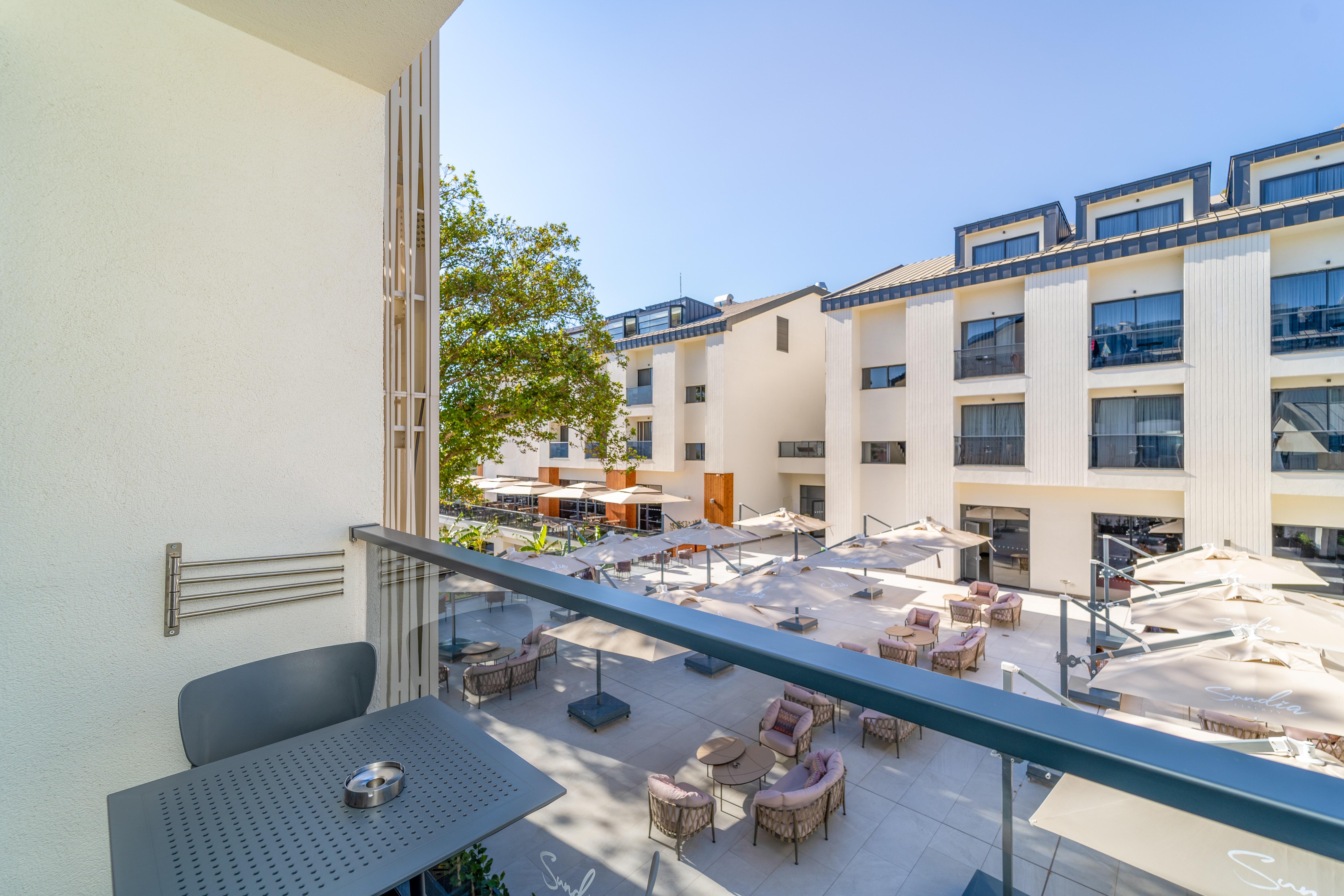 Double Deluxe Land View