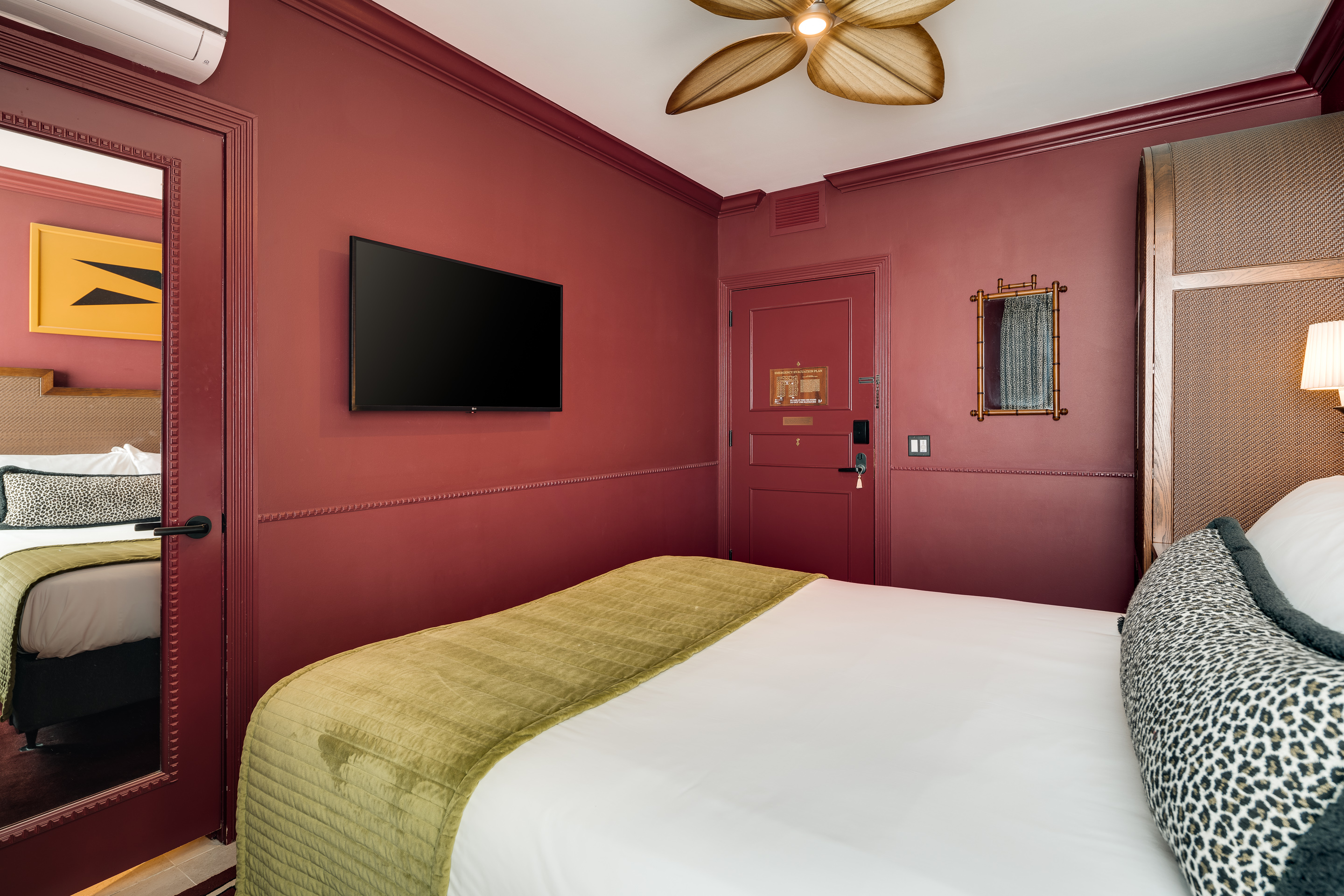 Double Queen Size Bed