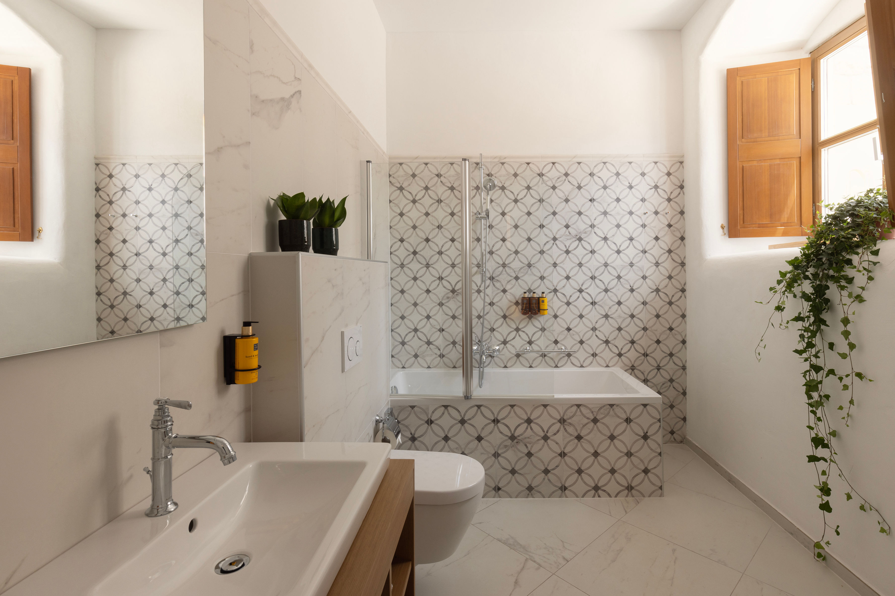 Double Superior Garden View