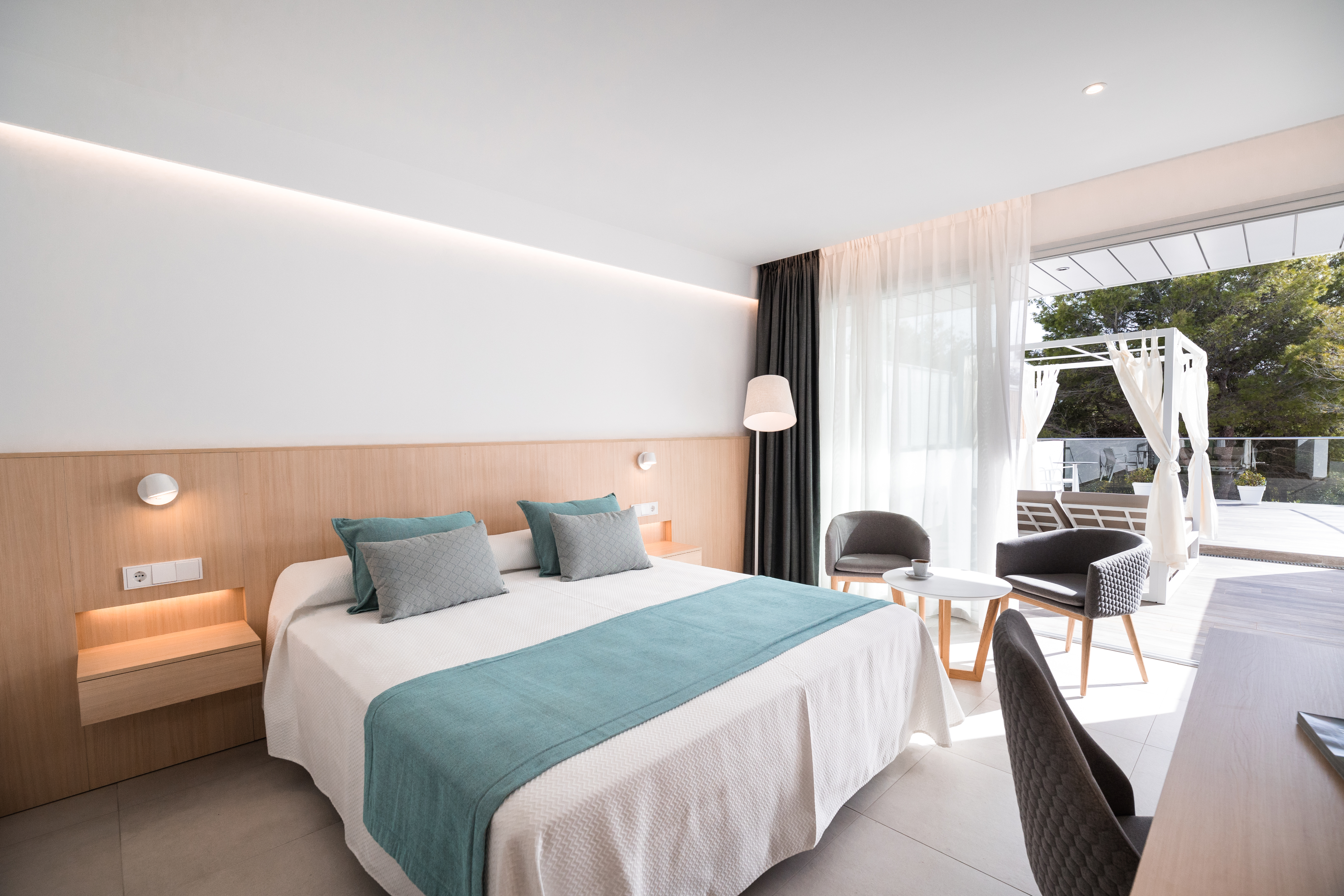 Double Deluxe Superior