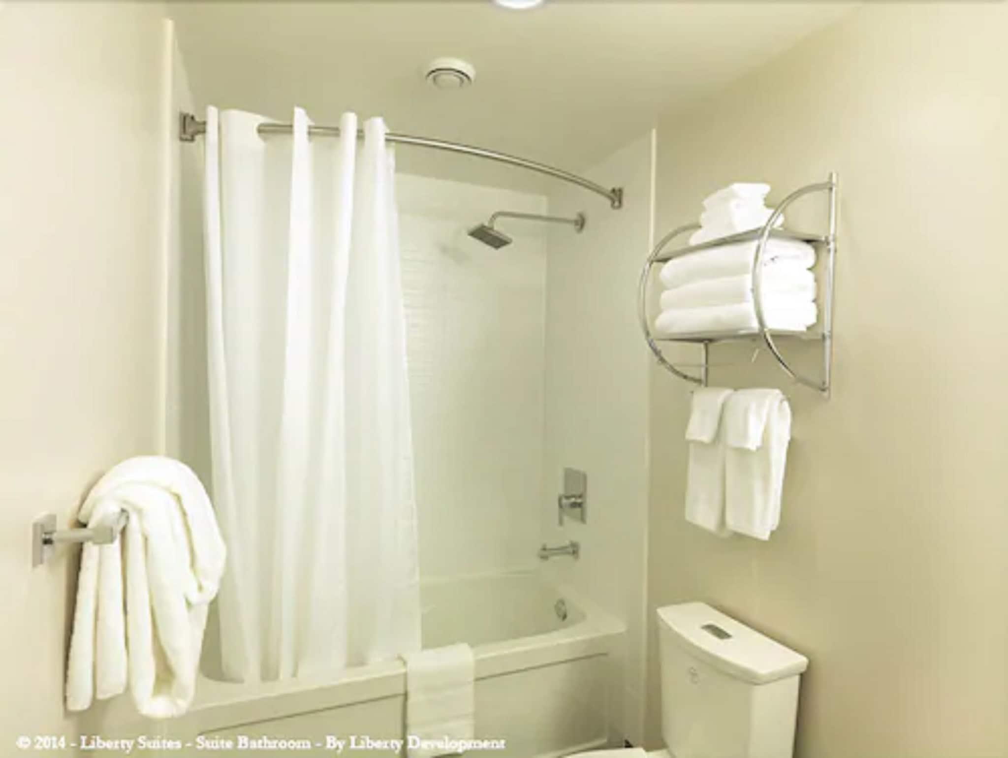 Studio Queen Size Bed