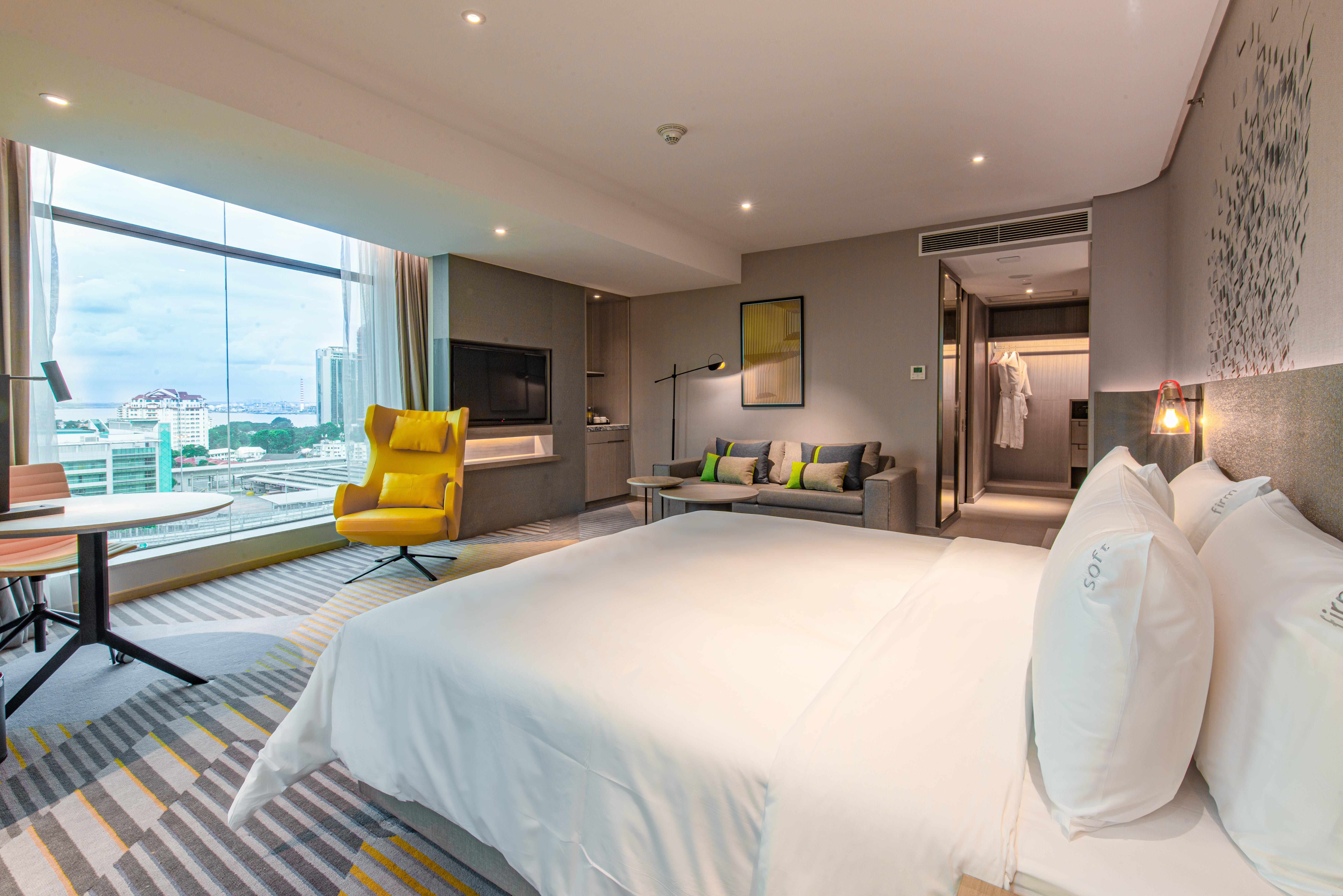 Suite Sea View King Bed