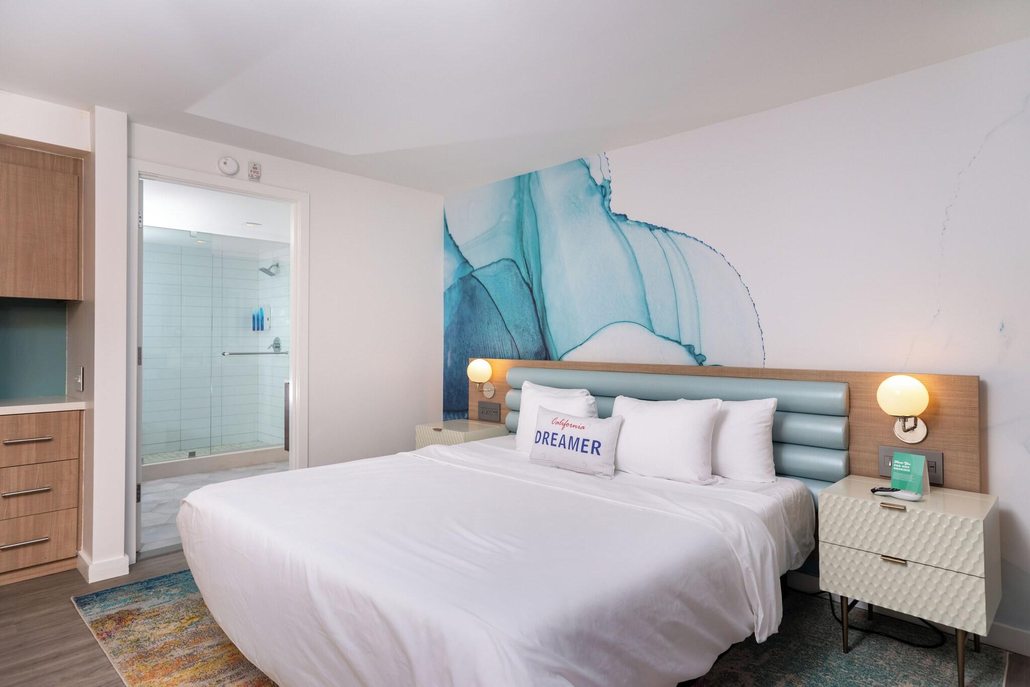 Suite Bay View King Bed