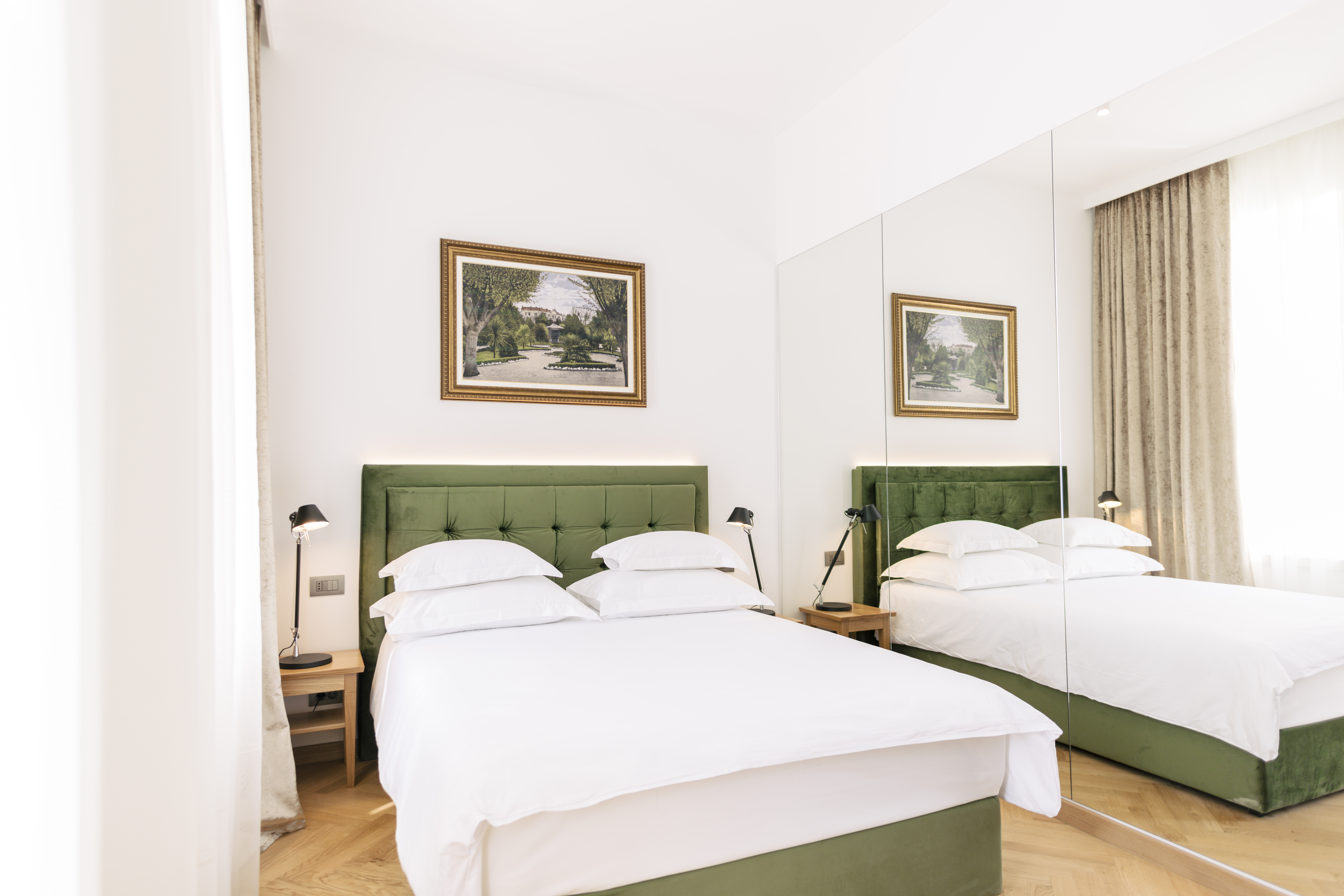 Double or Twin Deluxe Sea View