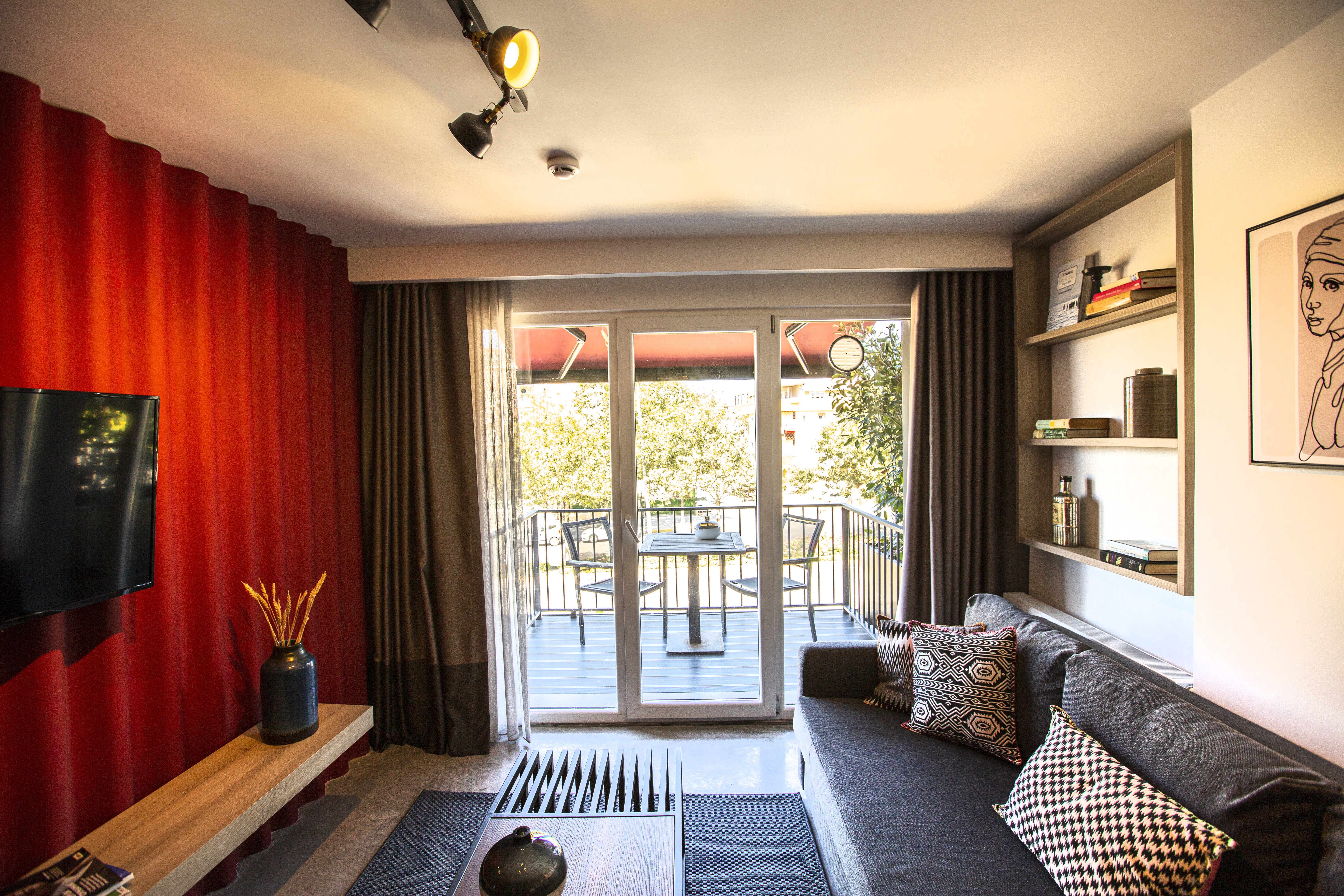 Apartment with Balcony