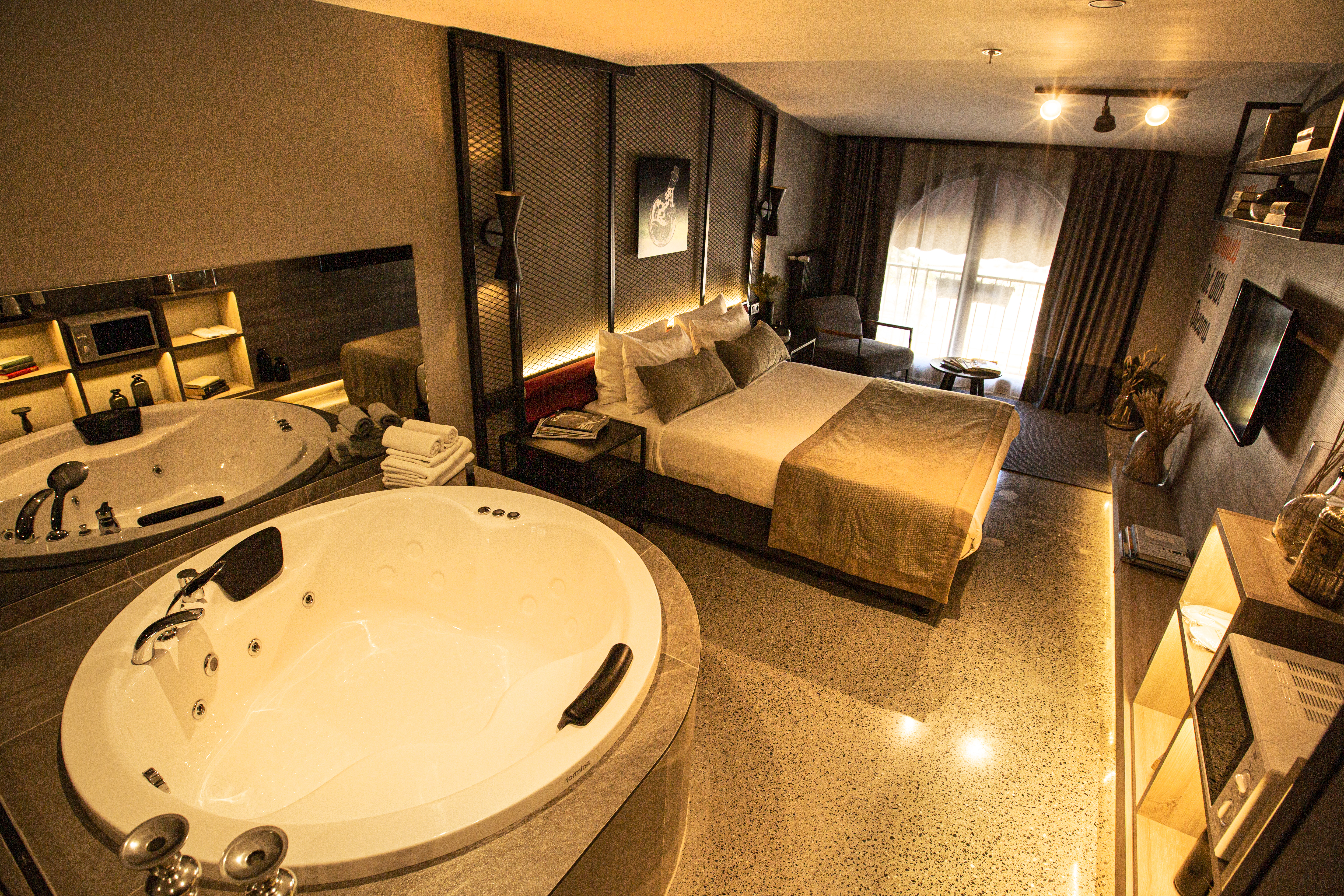 Junior Suite with Jacuzzi