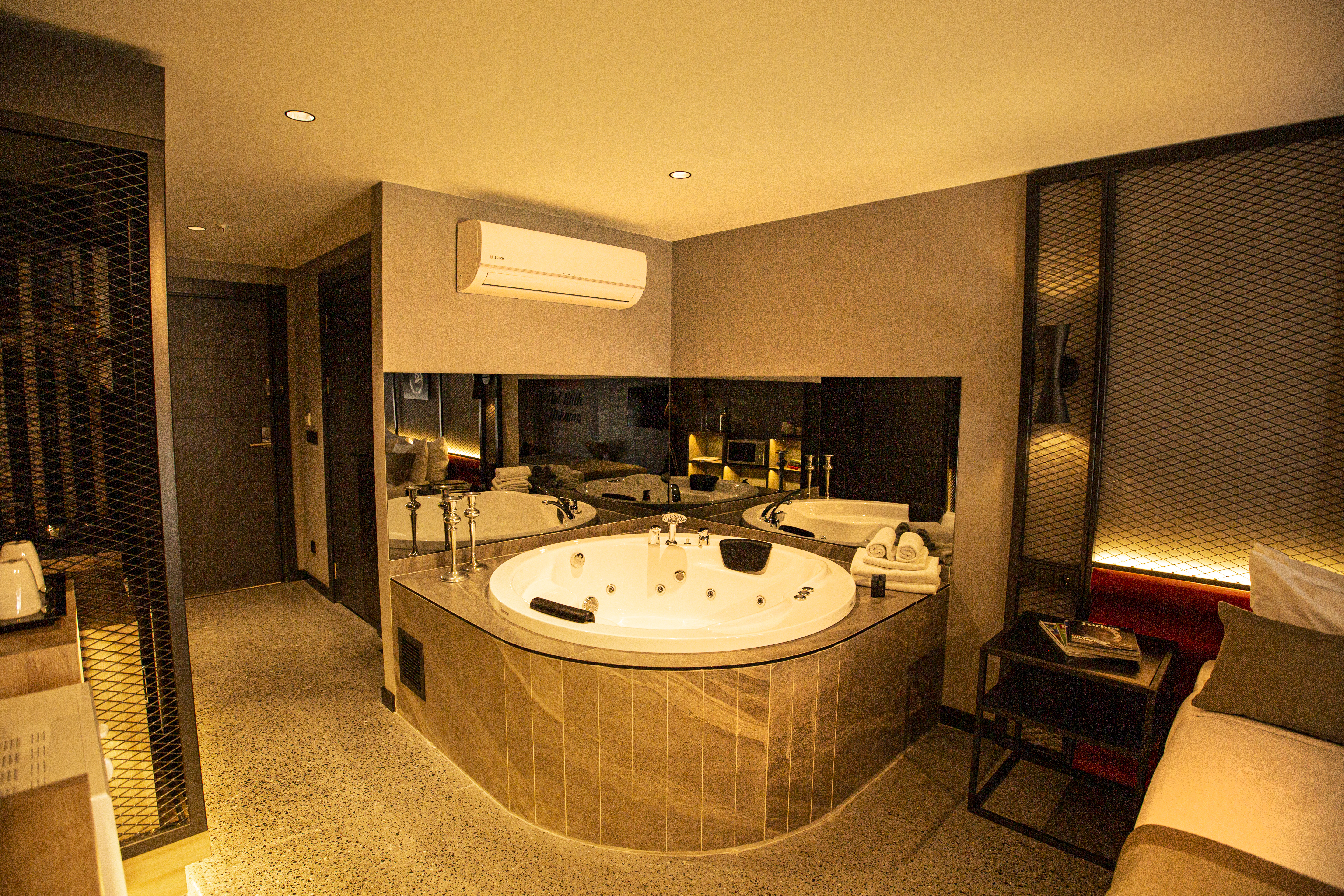 Junior Suite with Jacuzzi