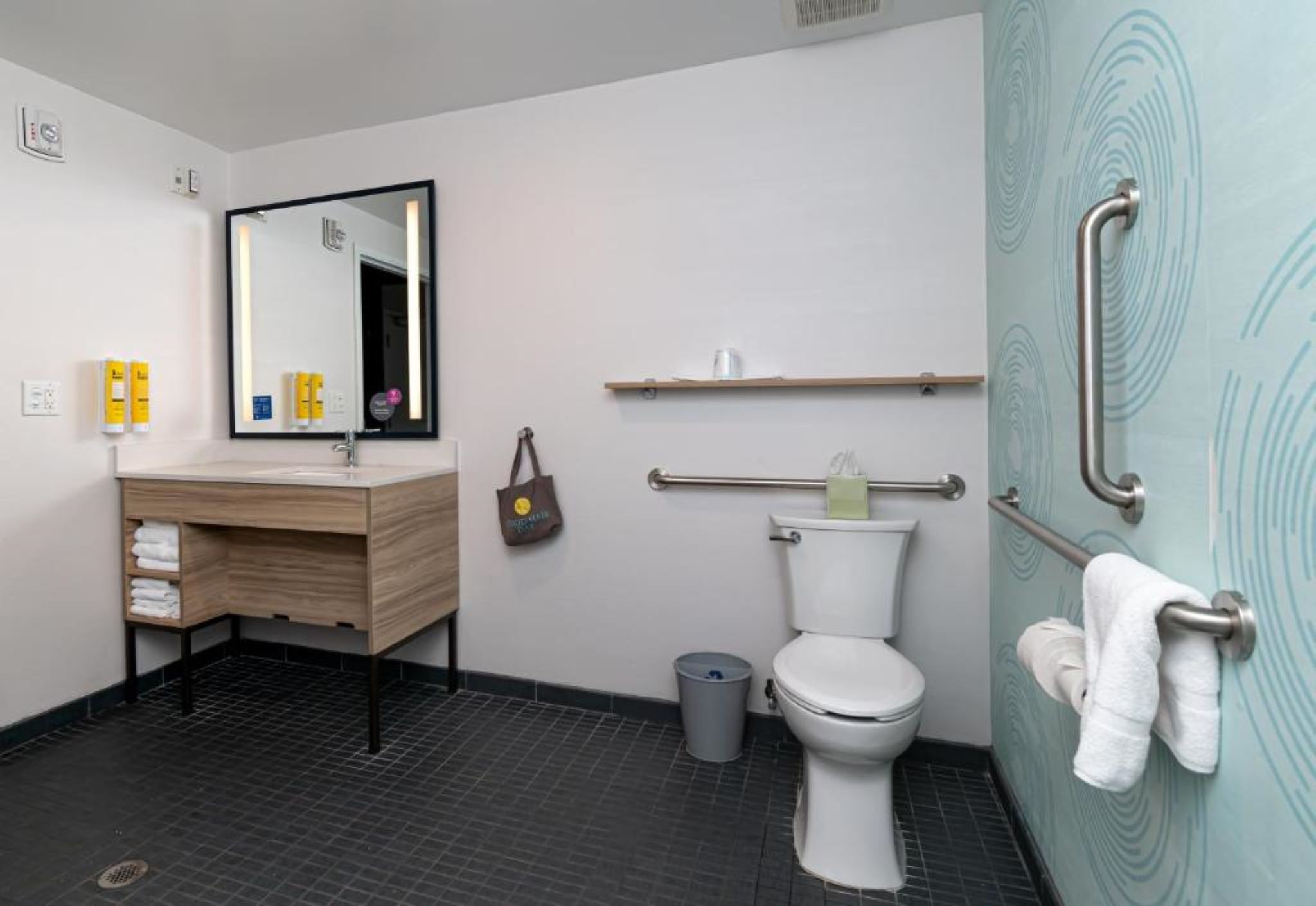 Double Accessible-two Queen Beds