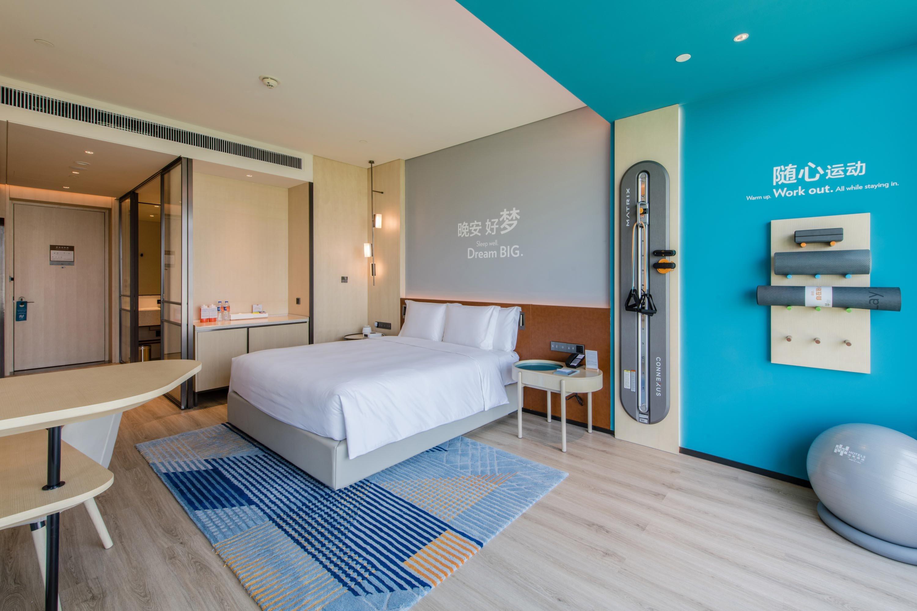 Double King Size Bed