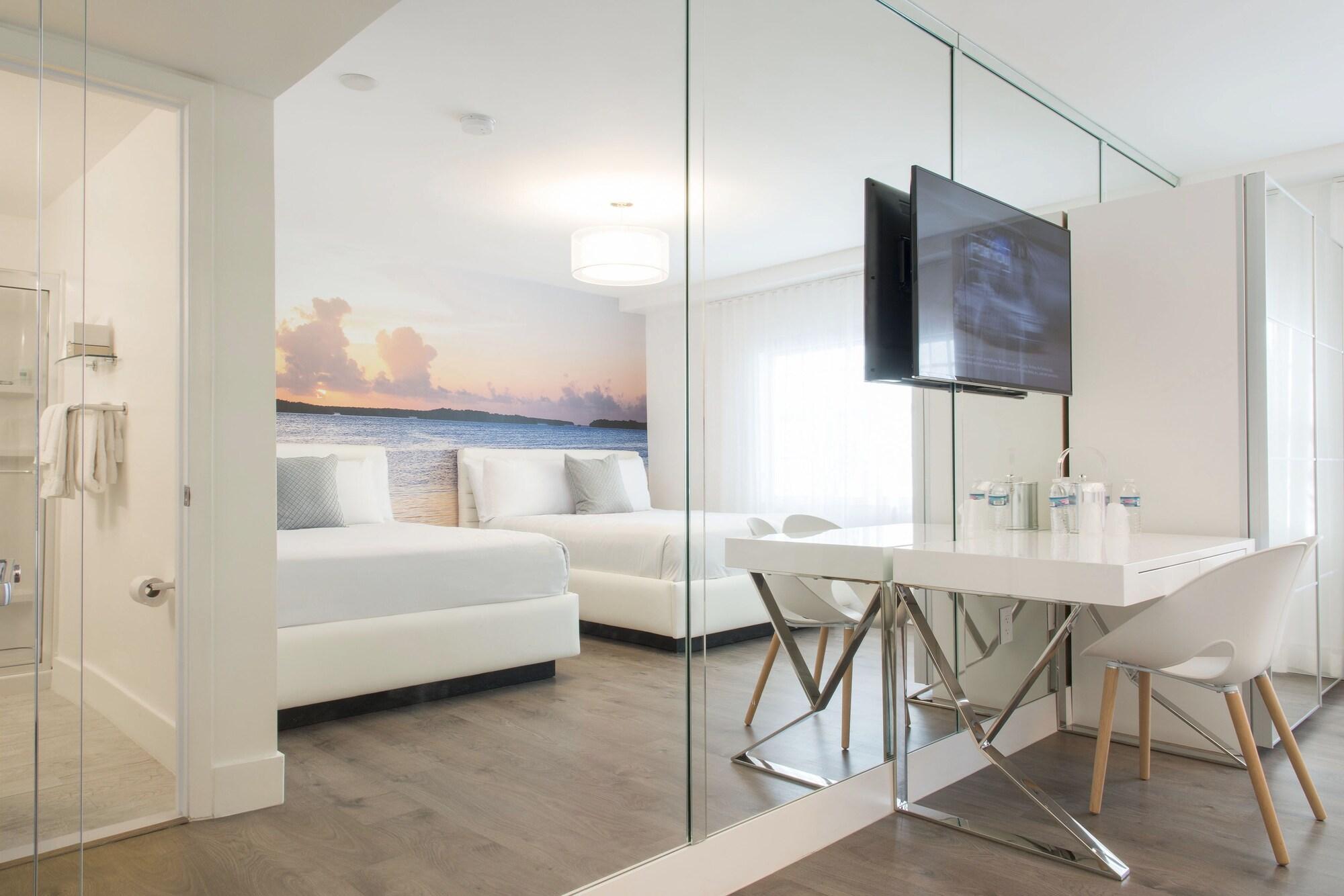 Room Deluxe Two Beds