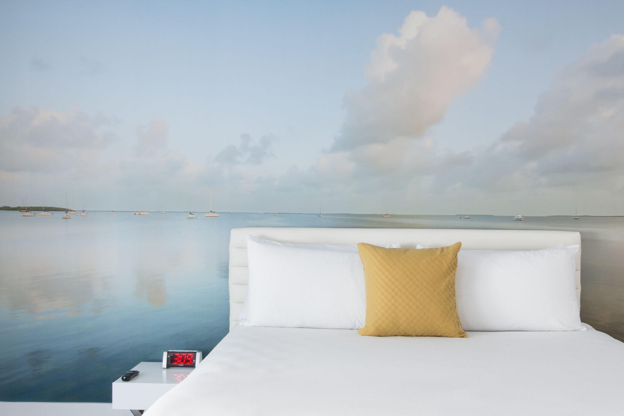 Room Deluxe with Balcony