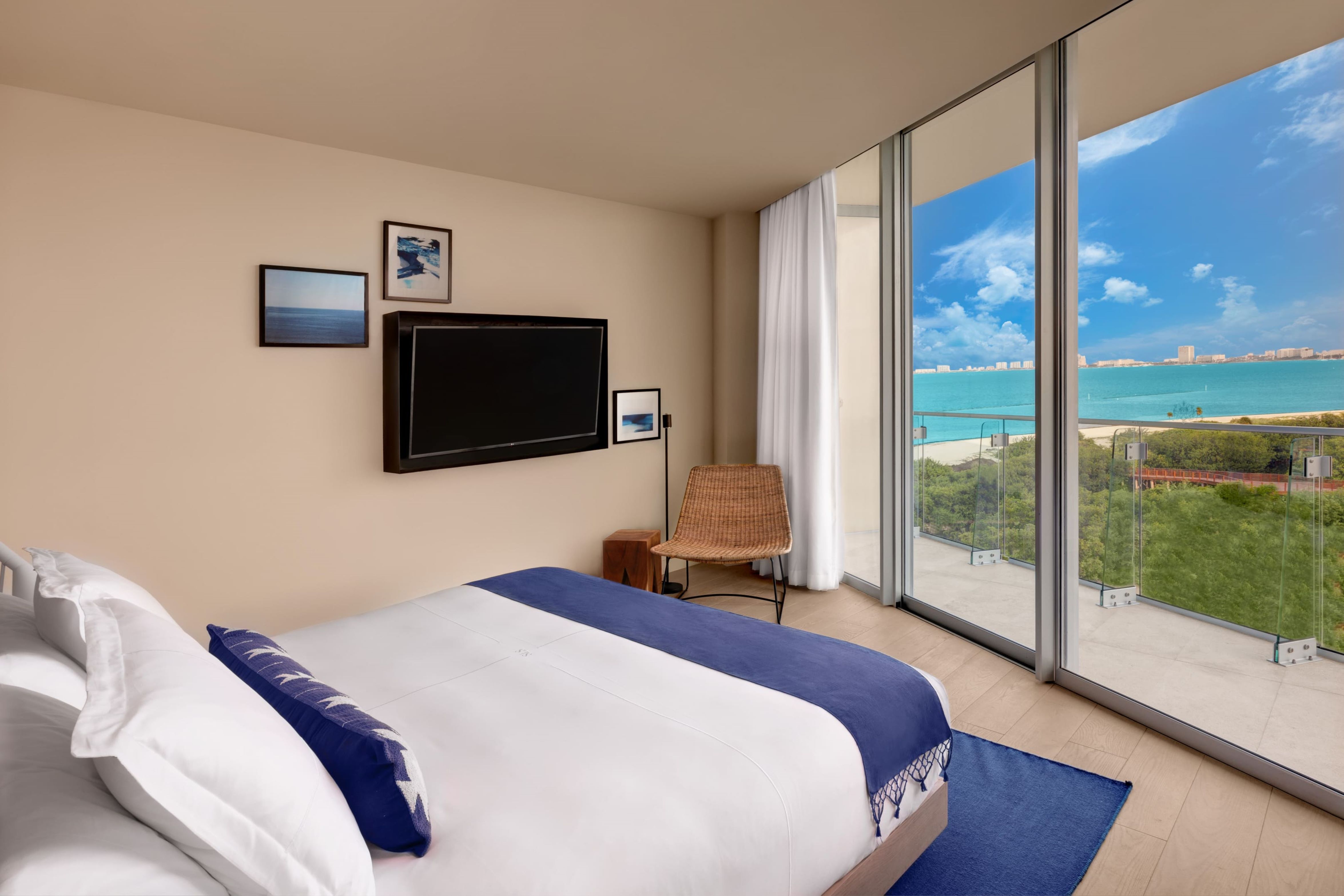 Double Ocean View King Bed