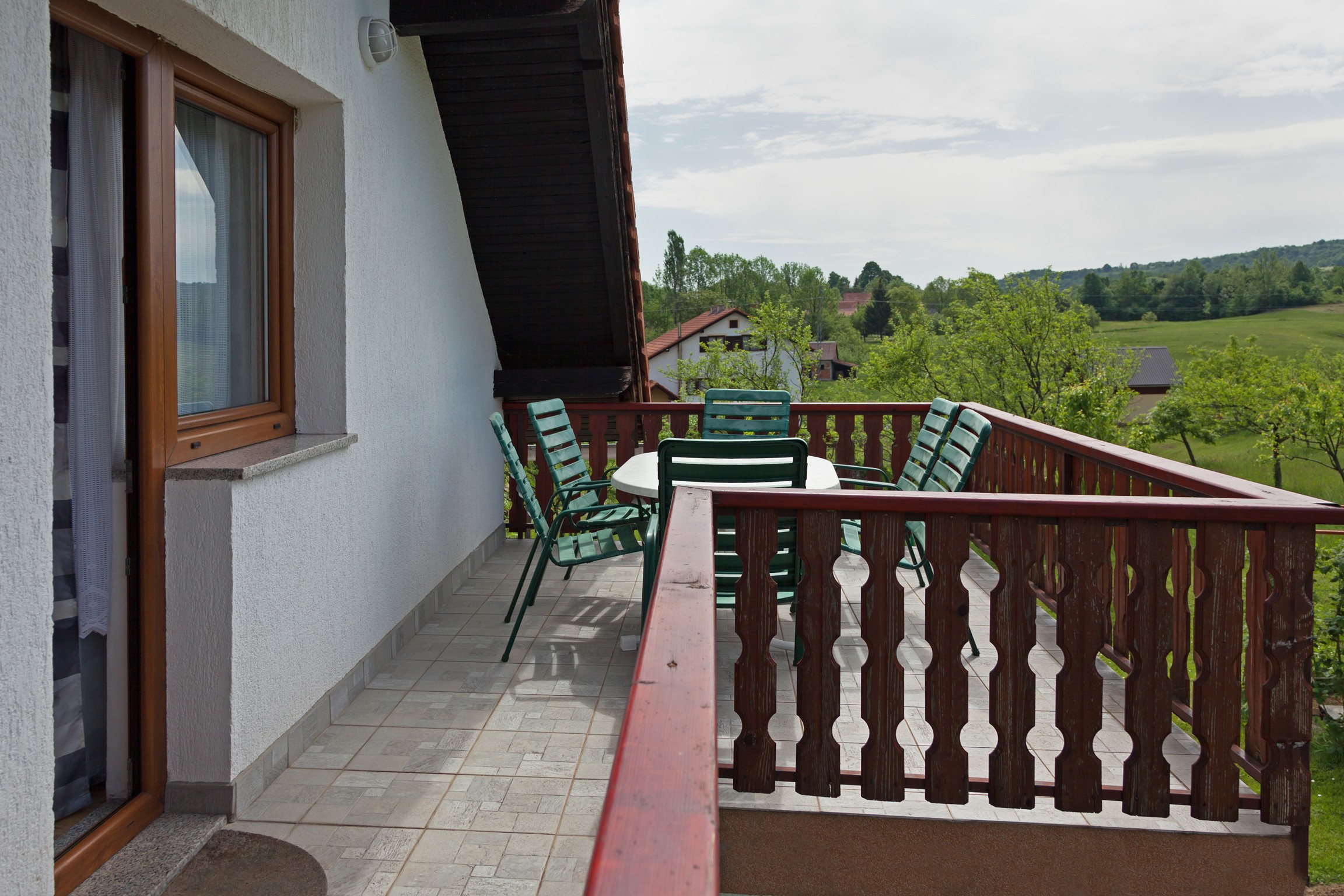 Apartment Capacity 4