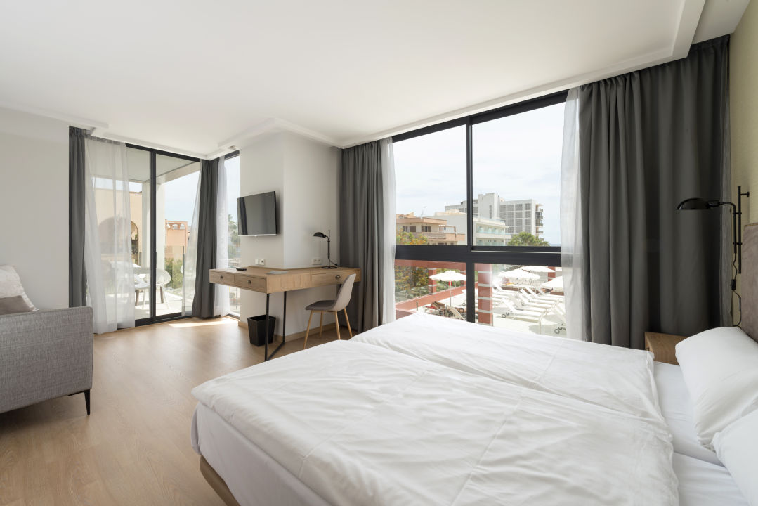 Double or Twin with Balcony