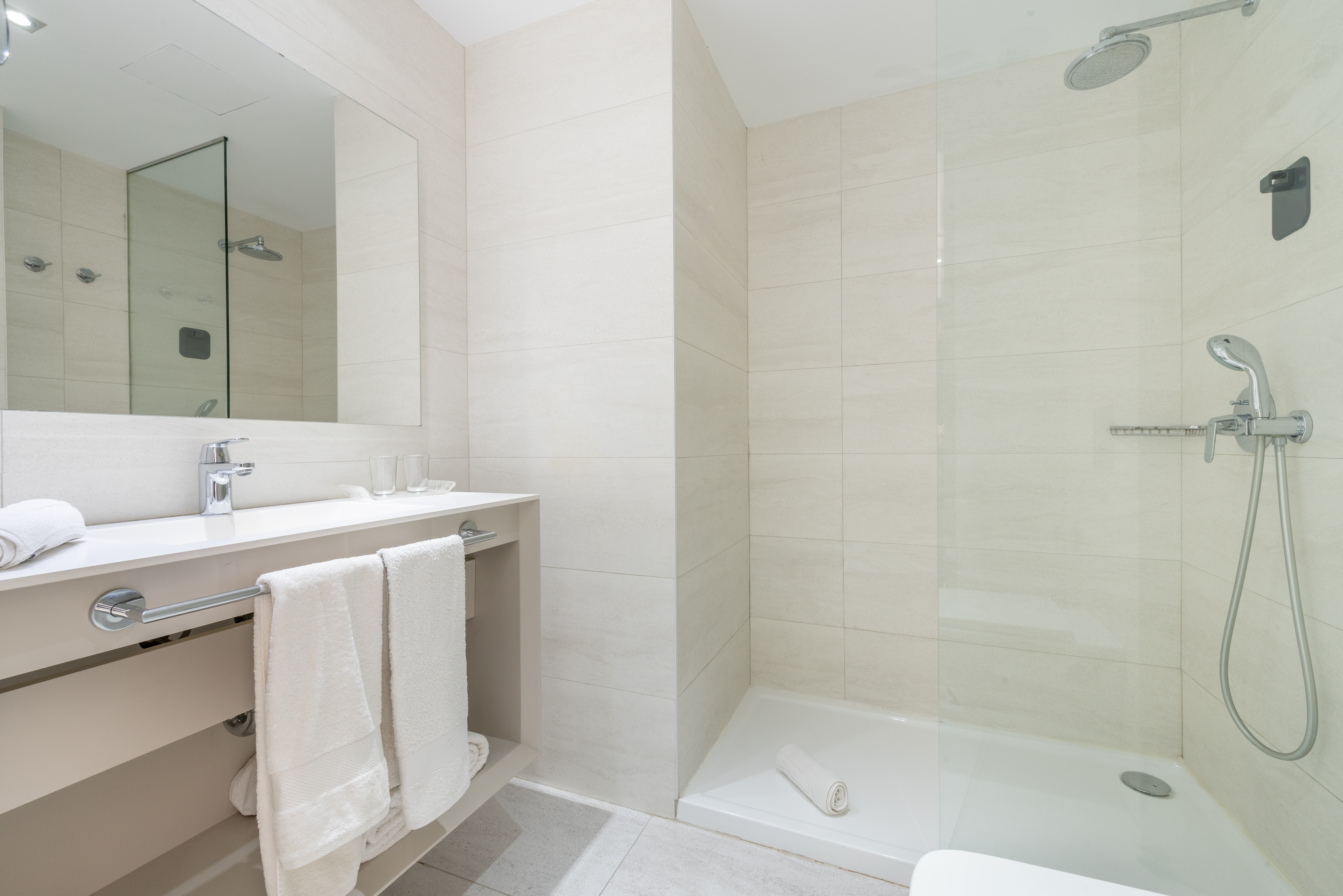 Double or Twin Standard