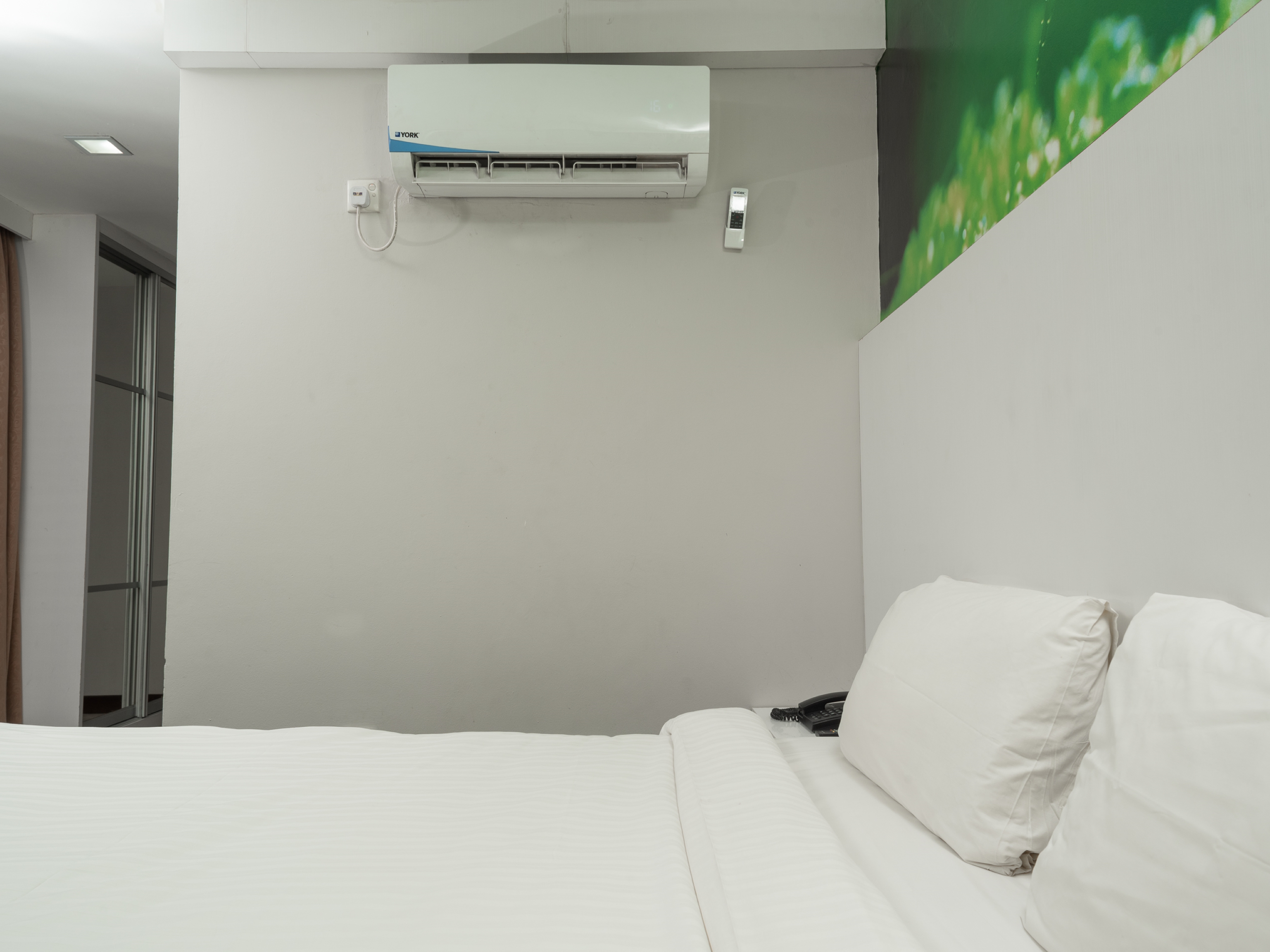 Double King Size Bed