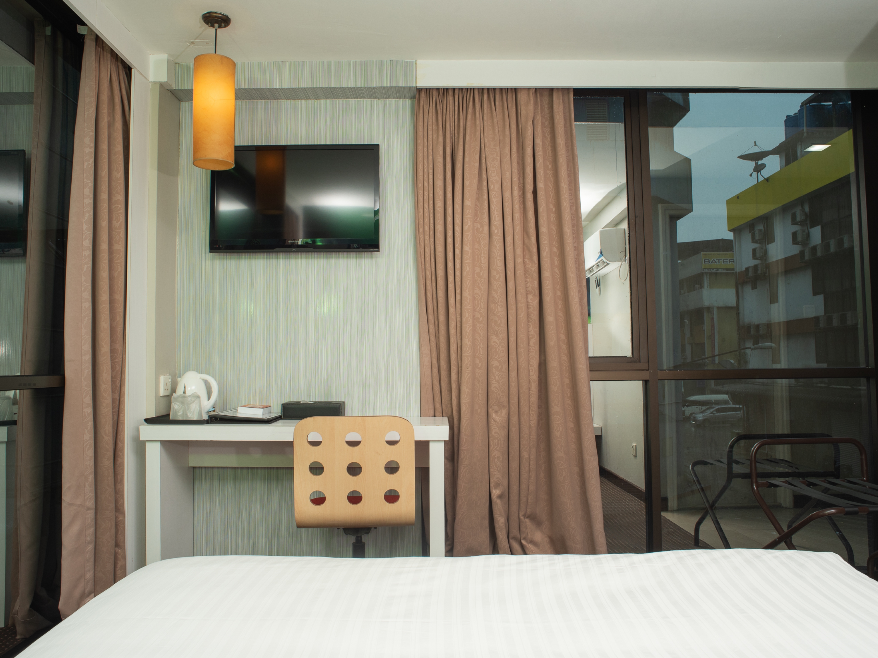 Double King Size Bed