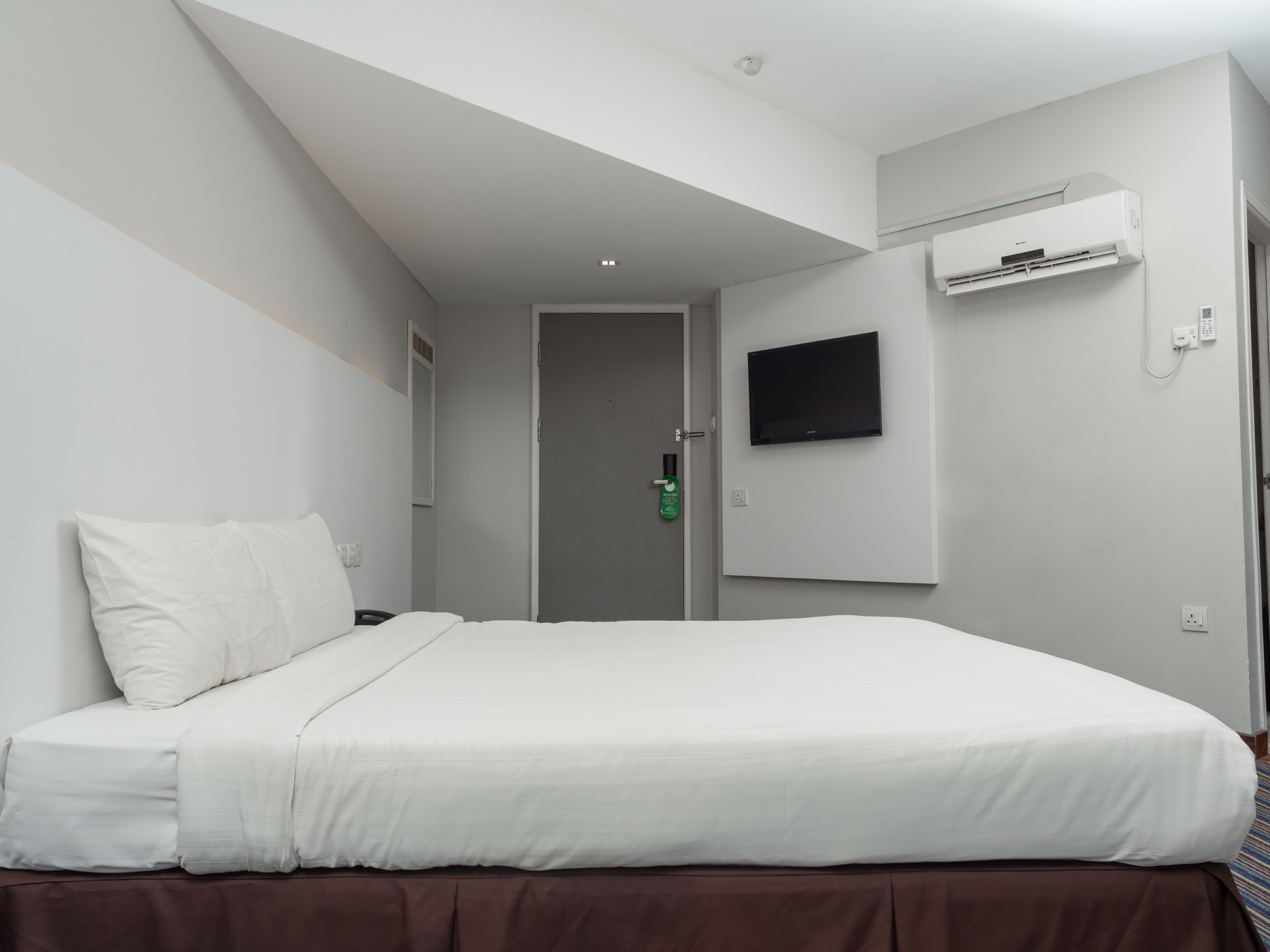 Double Deluxe King Bed